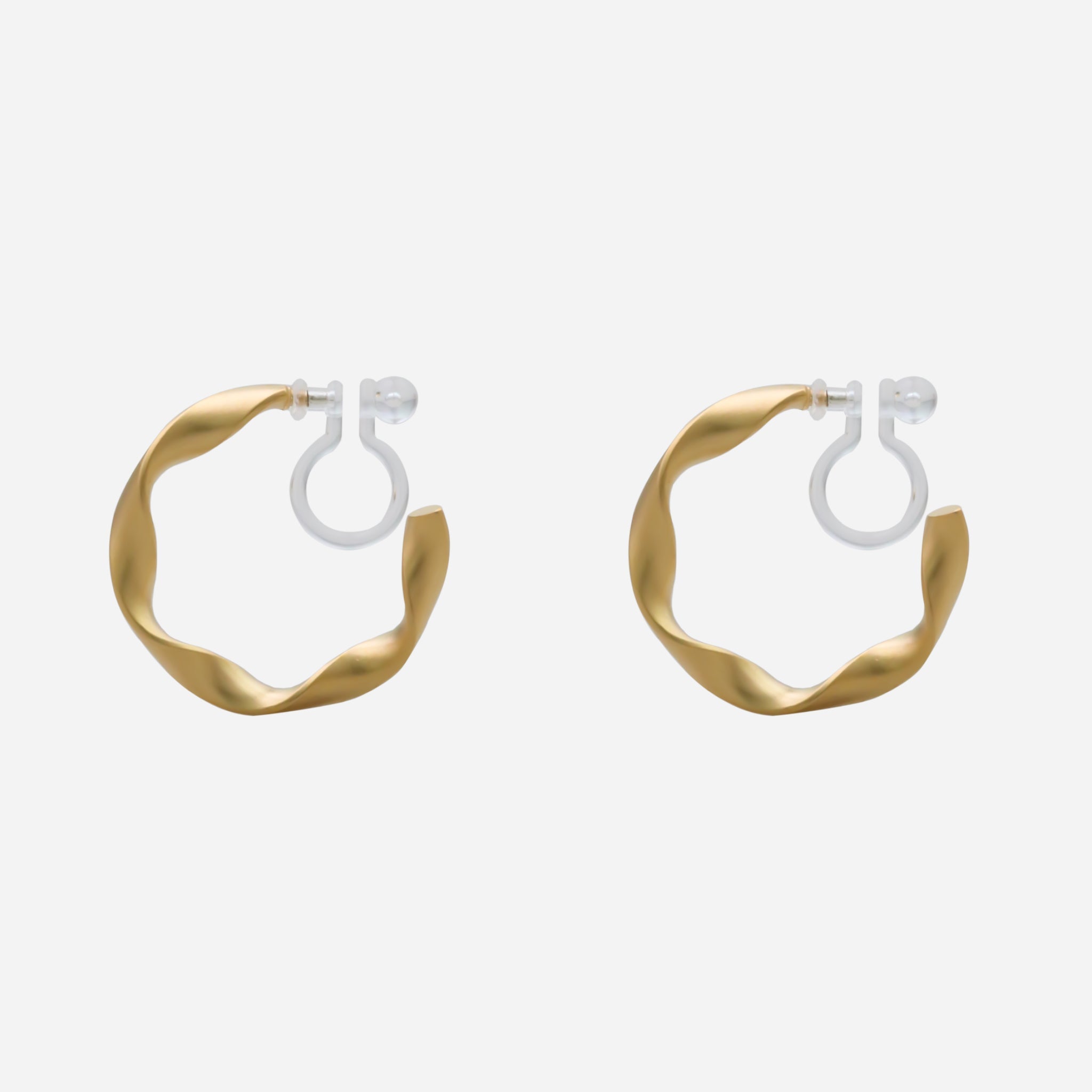 Gold Resinhoop clip-on earrings by SOMIY – pain-free non-pierced jewelry for everyday wear