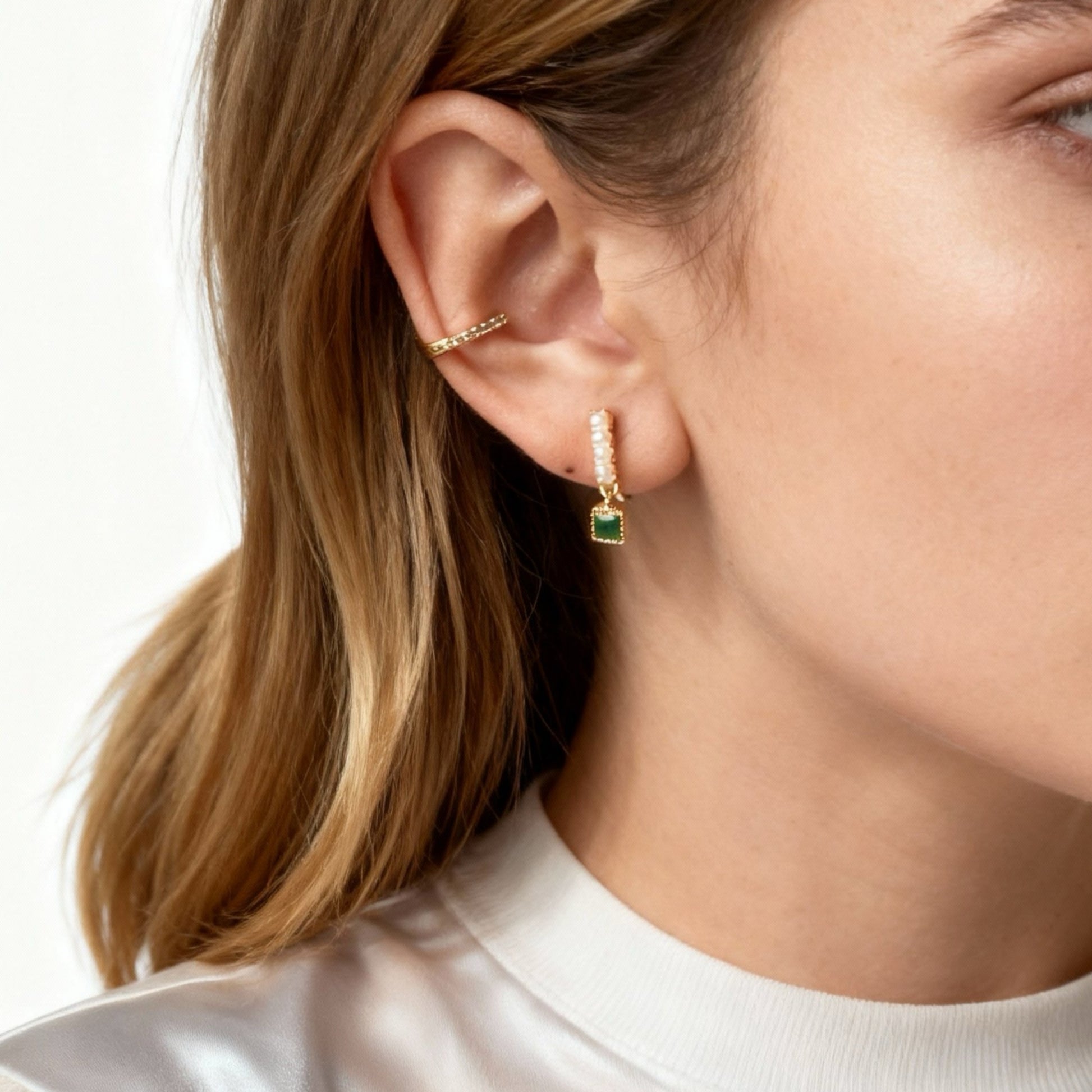 Pearl and Green Crystal Drop Clip-On Chain Earrings for non-pierced ears – SOMIY