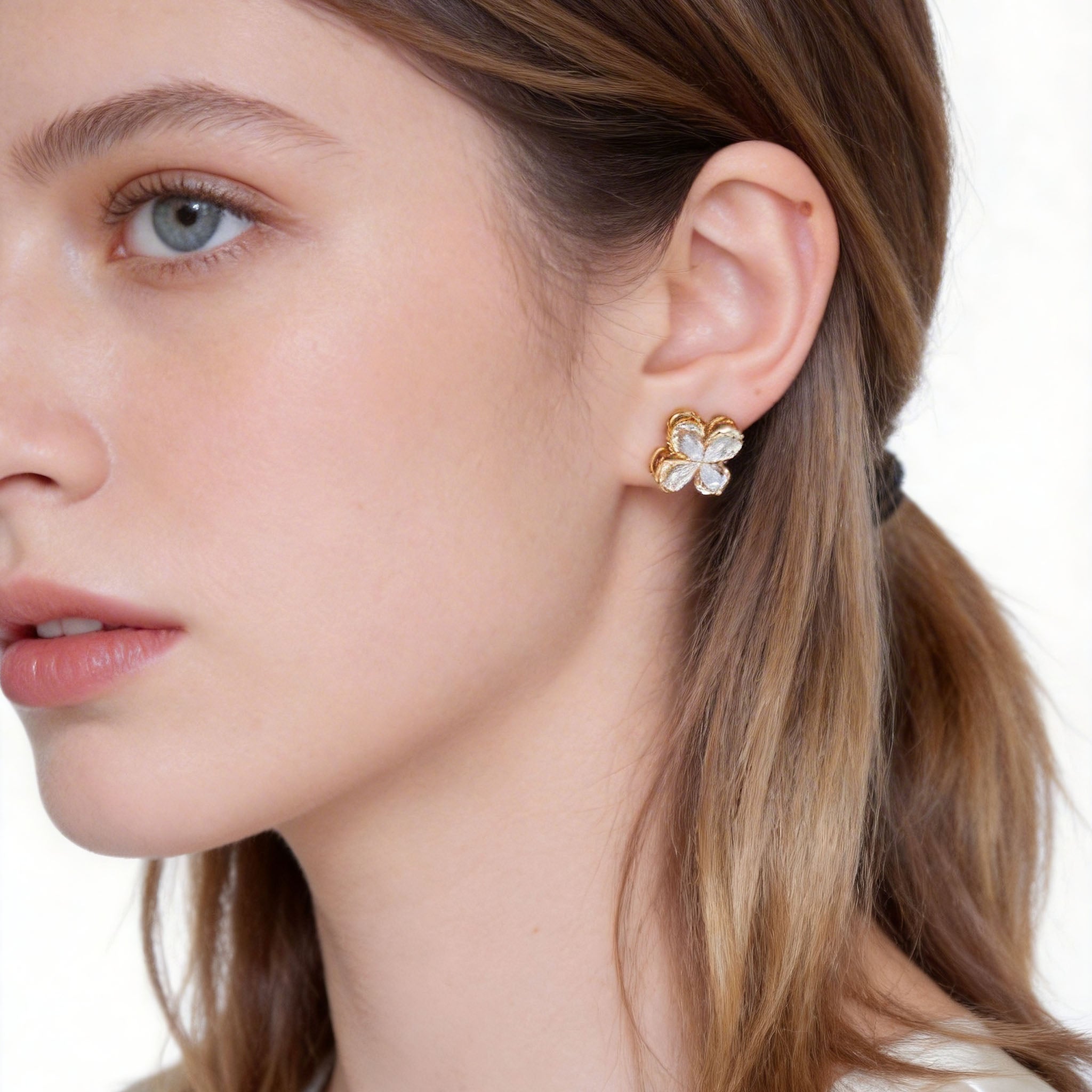 Midi Chunky Polished Clip-On Stud Earring image 2 by SOMIY