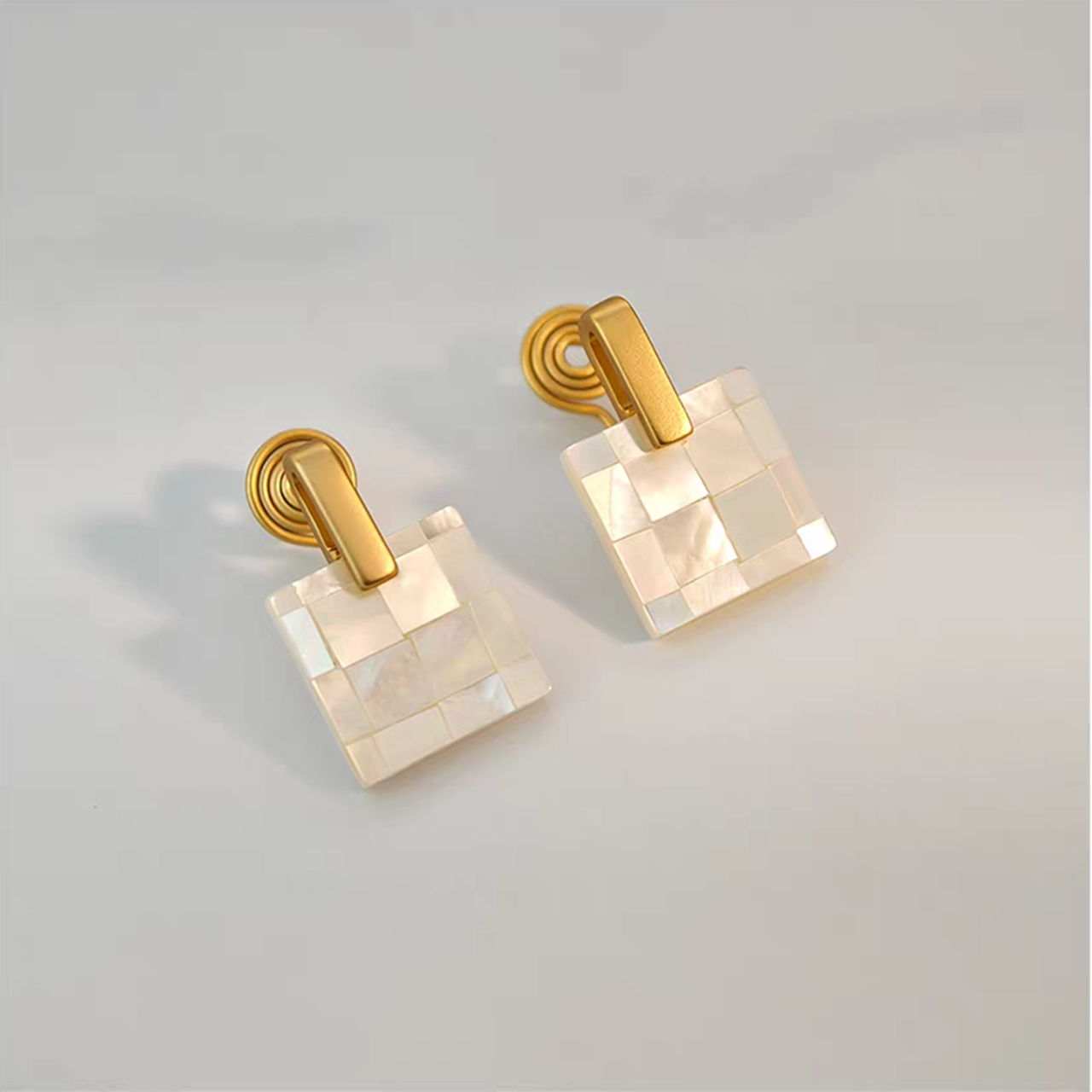 mother-of-pearl knocker Clip-On Earrings