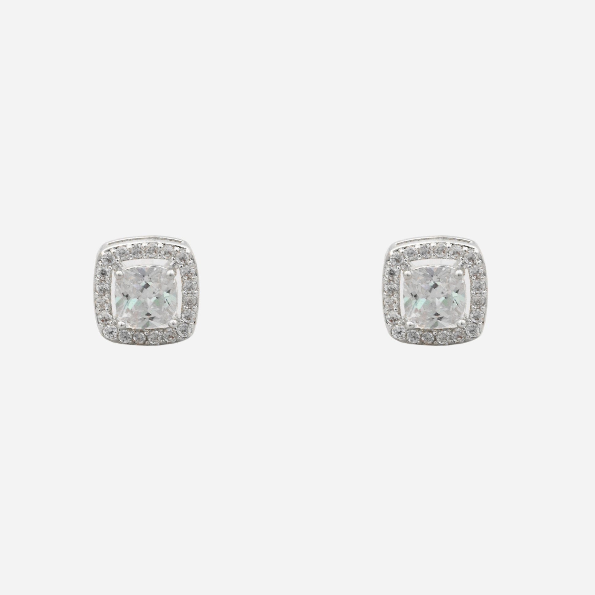clip-on earrings by SOMIY – pain-free non-pierced jewelry for everyday wear