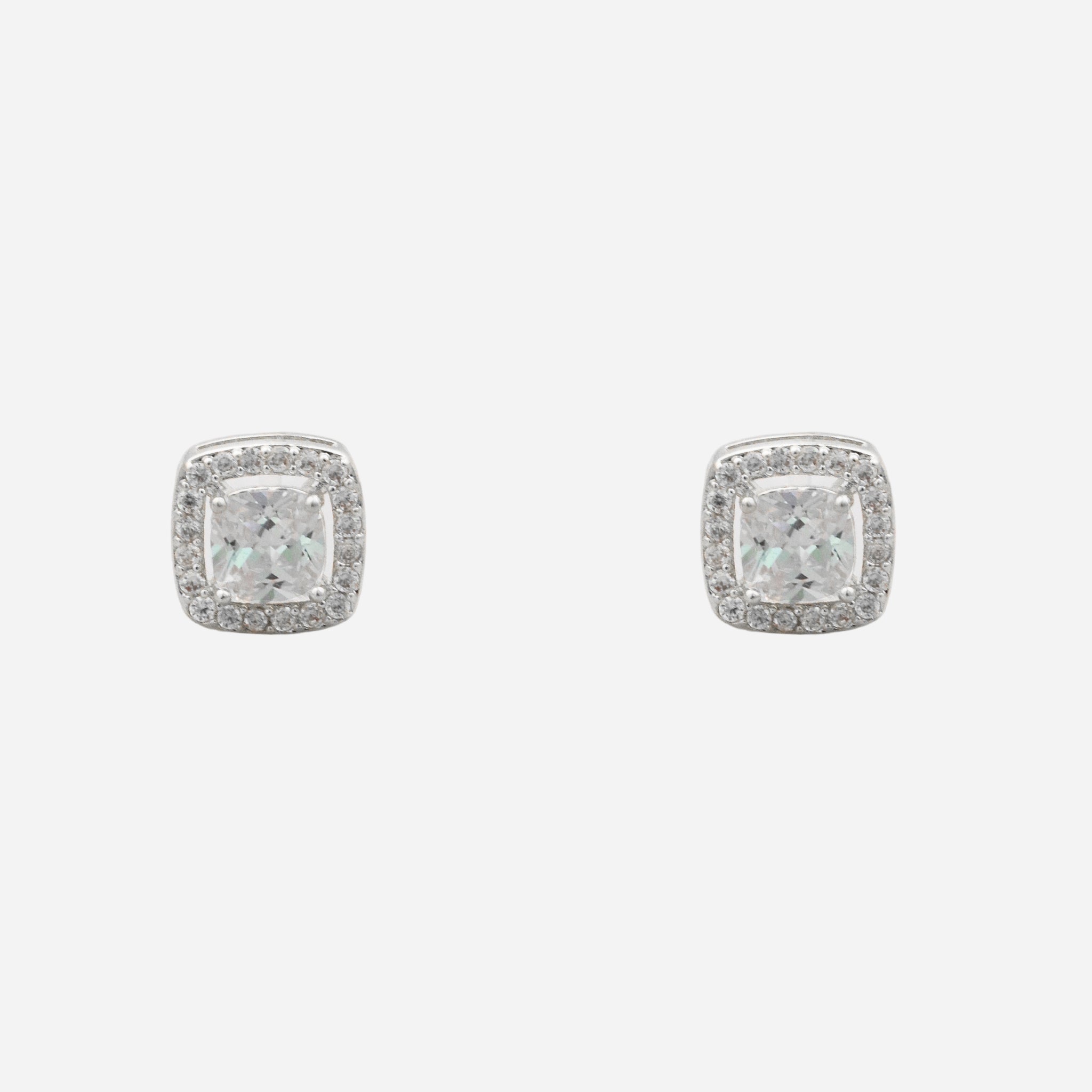 clip-on earrings by SOMIY – pain-free non-pierced jewelry for everyday wear