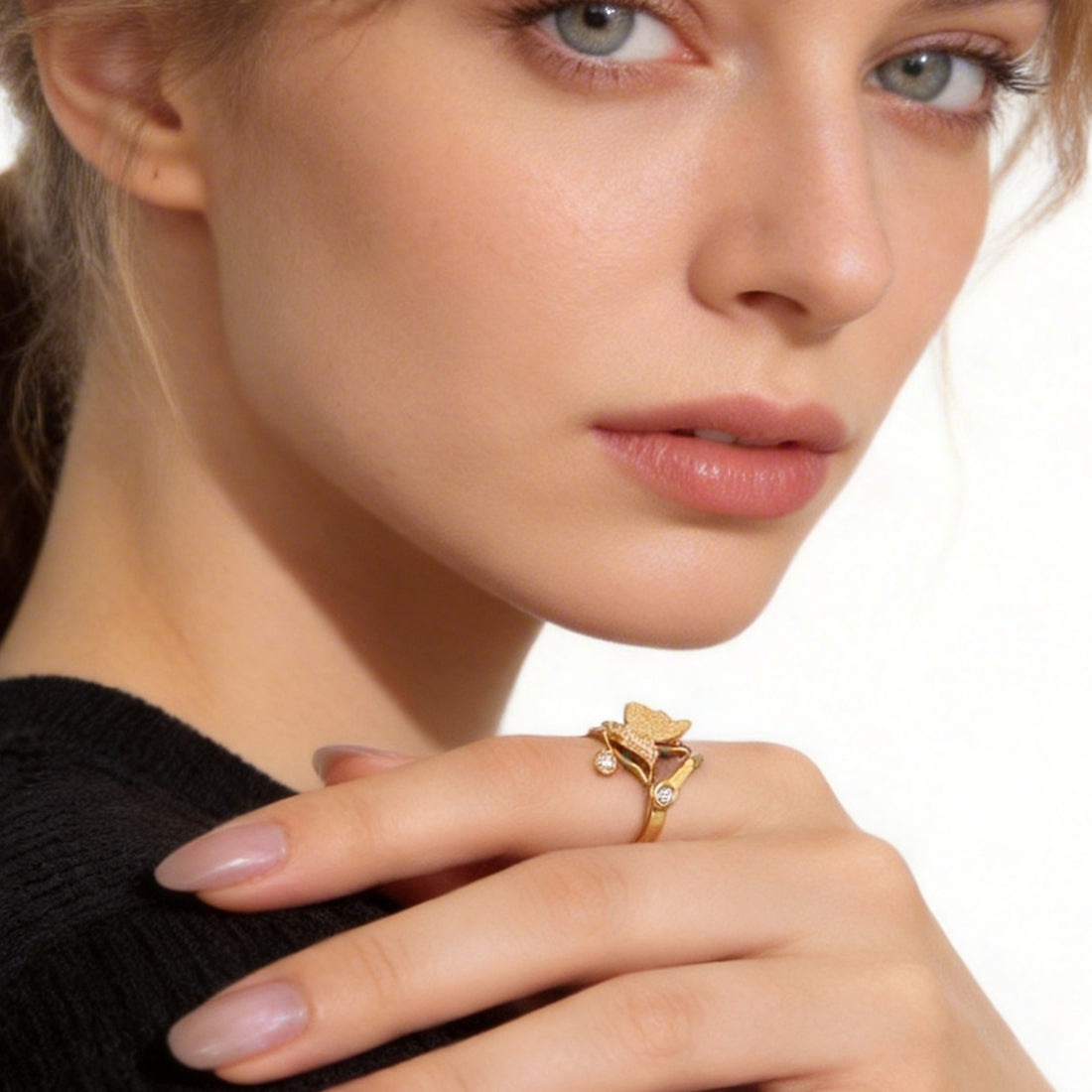 Exquisite Sparkling Diamond-Set Open Ring in 18K gold and silver by SOMIY.