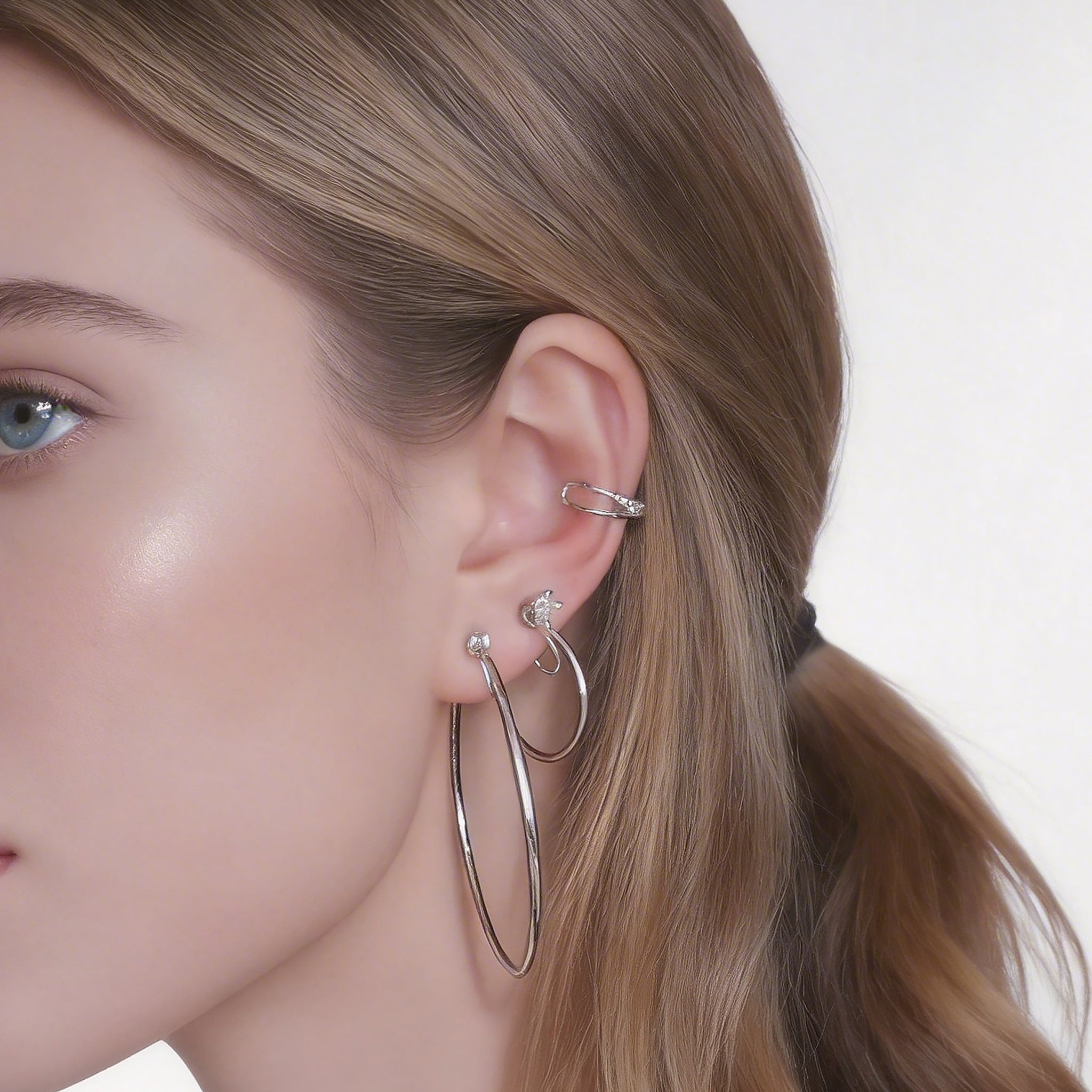 Midi Linear Ridged Clip-On Hoop Earrings in 18K silver plating by SOMIY for non-pierced ears.