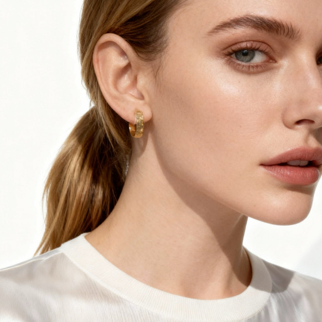 Gold Silver Resinhoop clip-on earrings by SOMIY – pain-free non-pierced jewelry for everyday wear