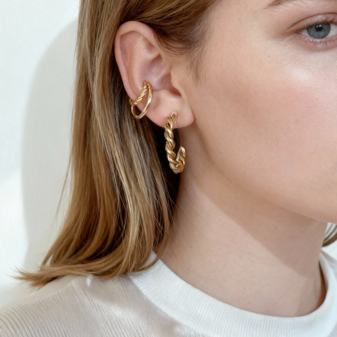 Gold Resinhoop clip-on earrings by SOMIY – pain-free non-pierced jewelry for everyday wear