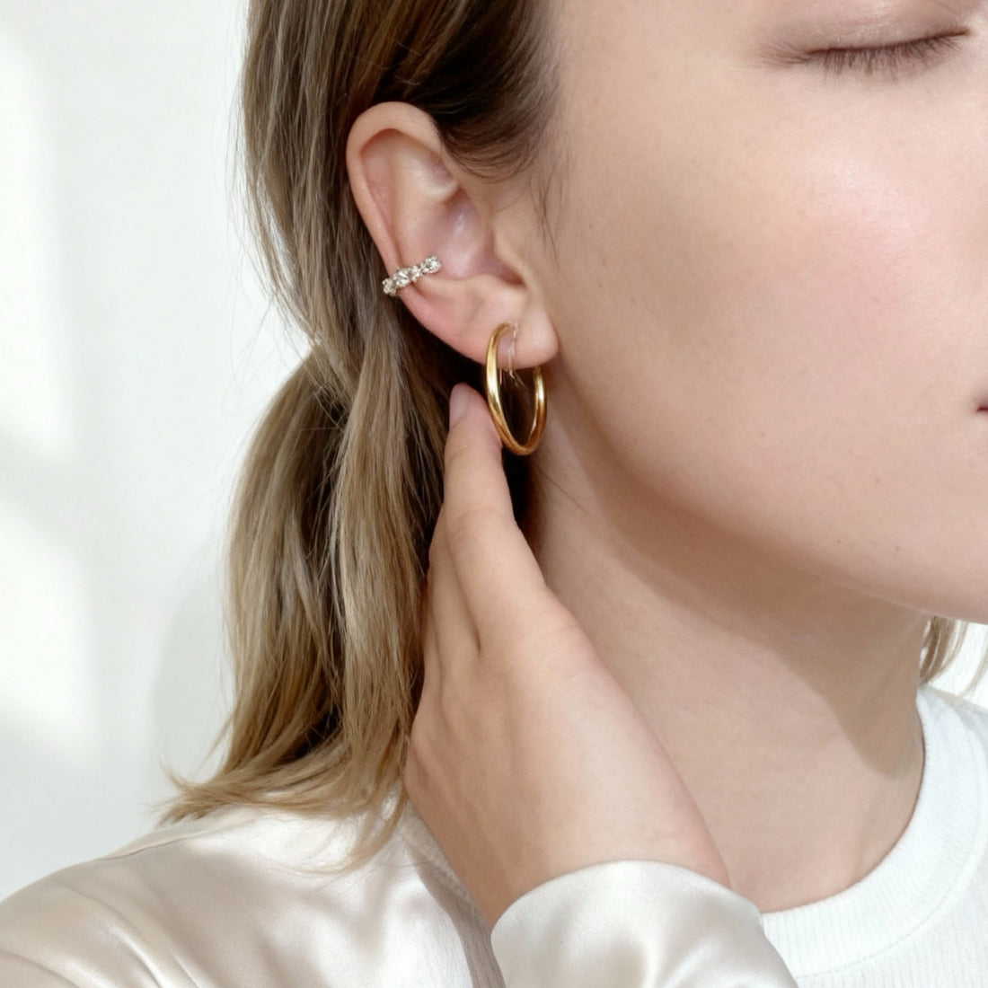 Gold Silver Resinhoop clip-on earrings by SOMIY – pain-free non-pierced jewelry for everyday wear