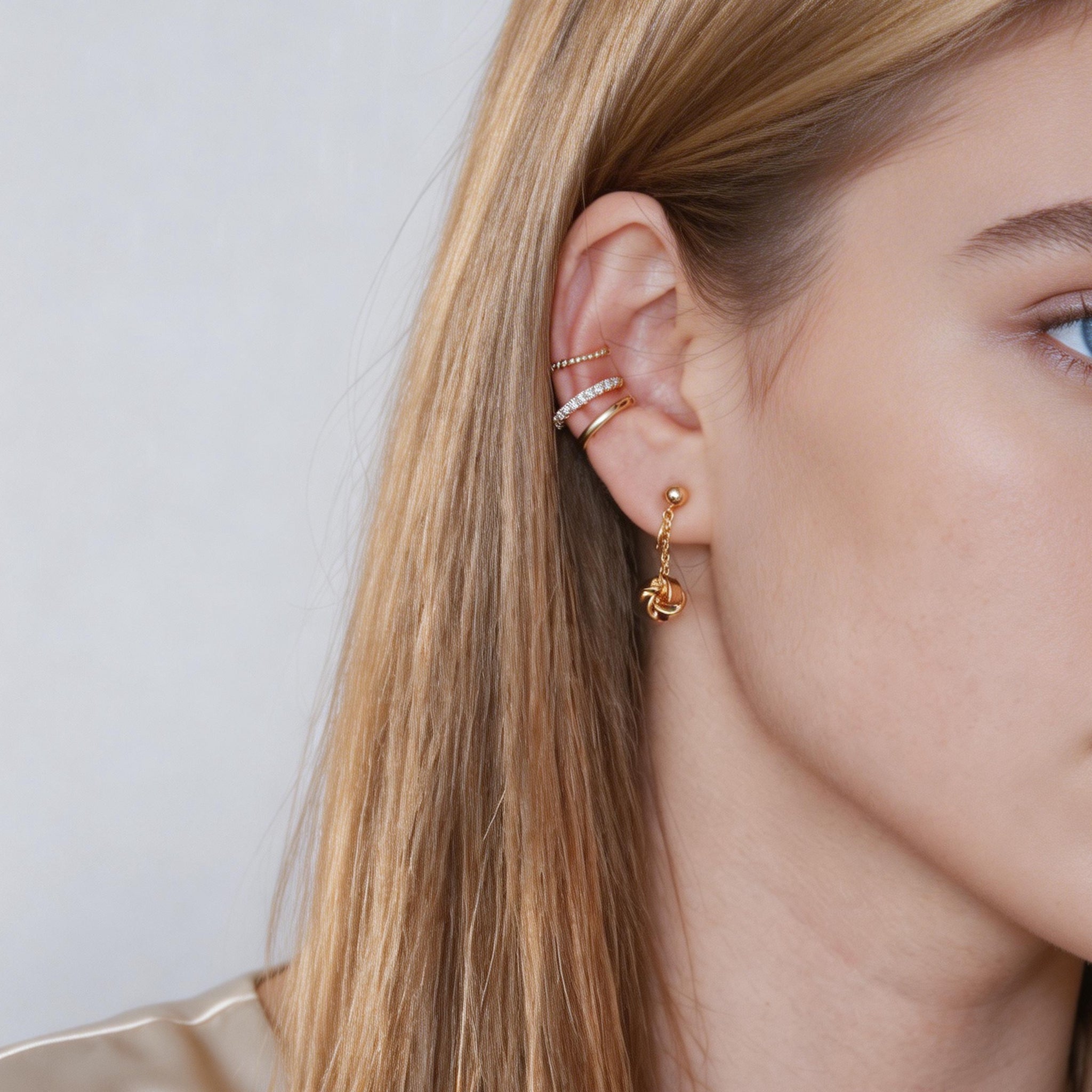 Ribbed Tapered Drop Clip-On Earrings