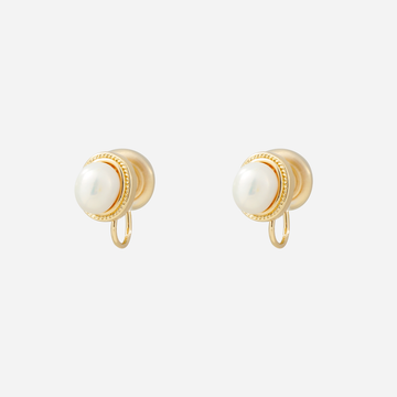 Petite Pearl Polished Clip-On Stud Earring in 18K gold and silver by SOMIY for non-pierced ears.