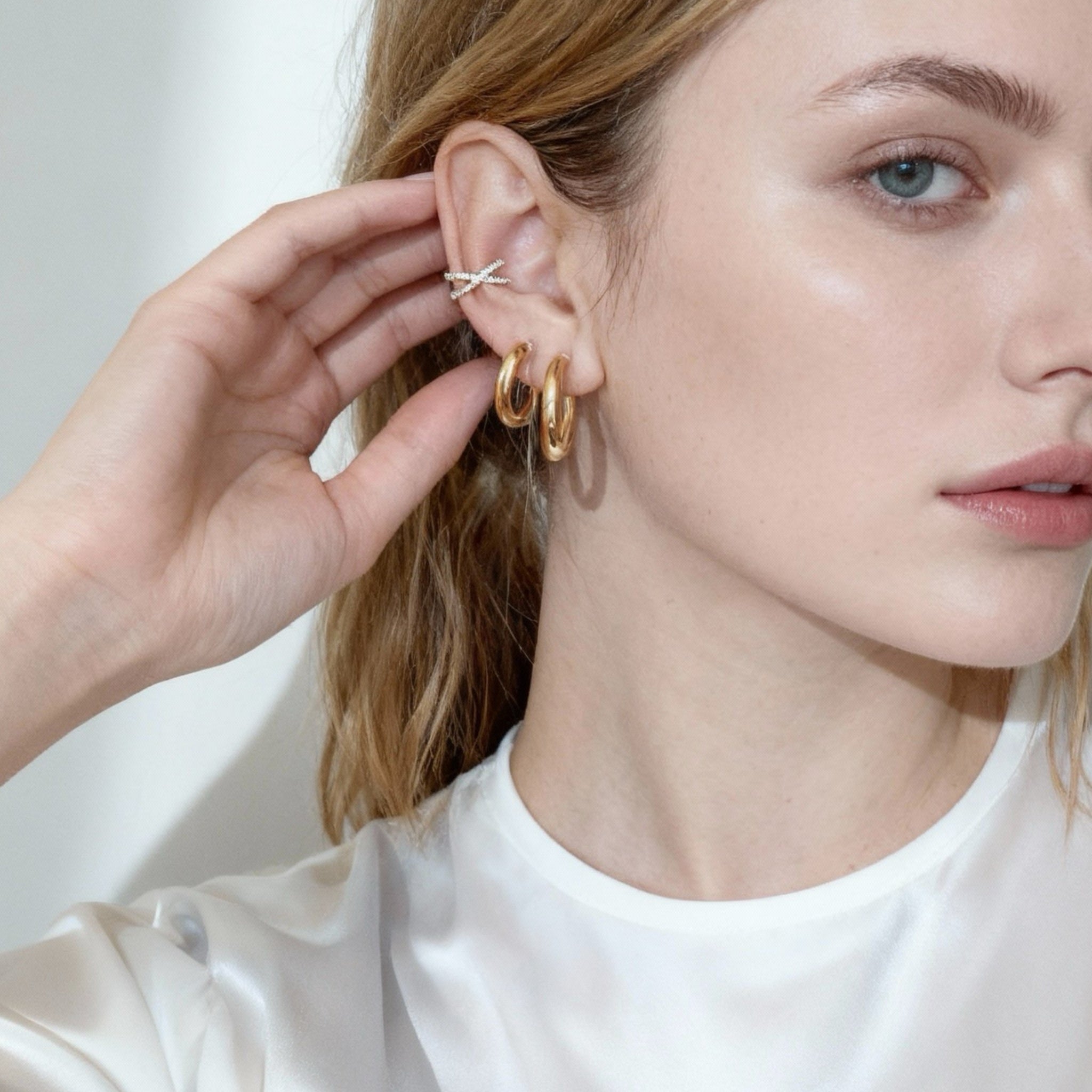 Medium Daily Clip-On Hoop Earrings