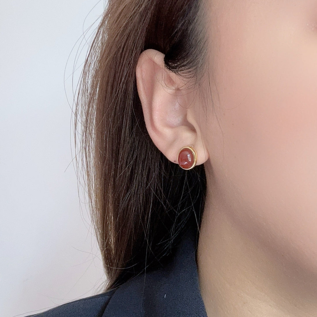 Ruby Clip-On Stud Earrings - Gold - SOMIY
