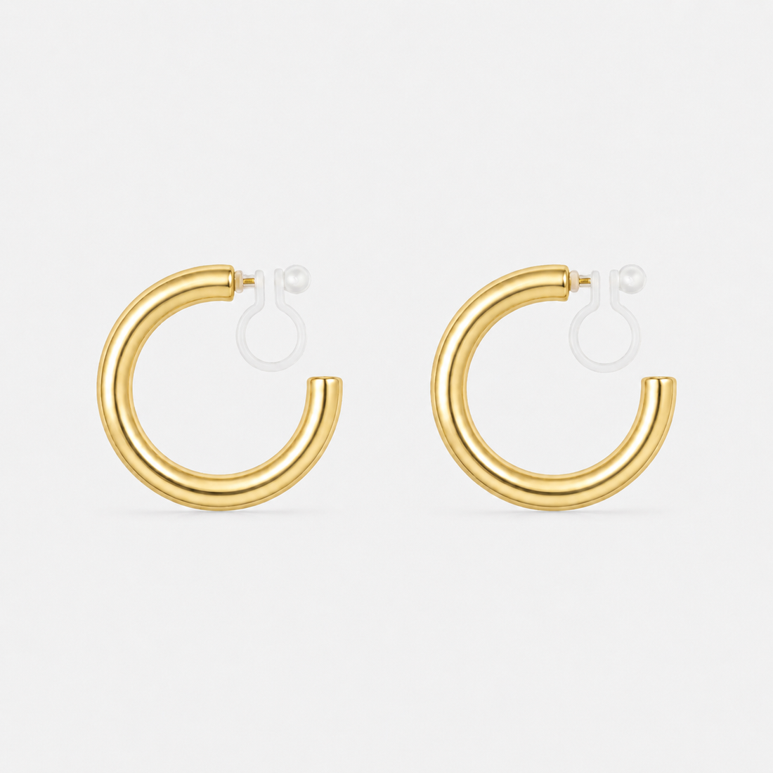 Medium Daily Hoop Clip-On Earrings by SOMIY