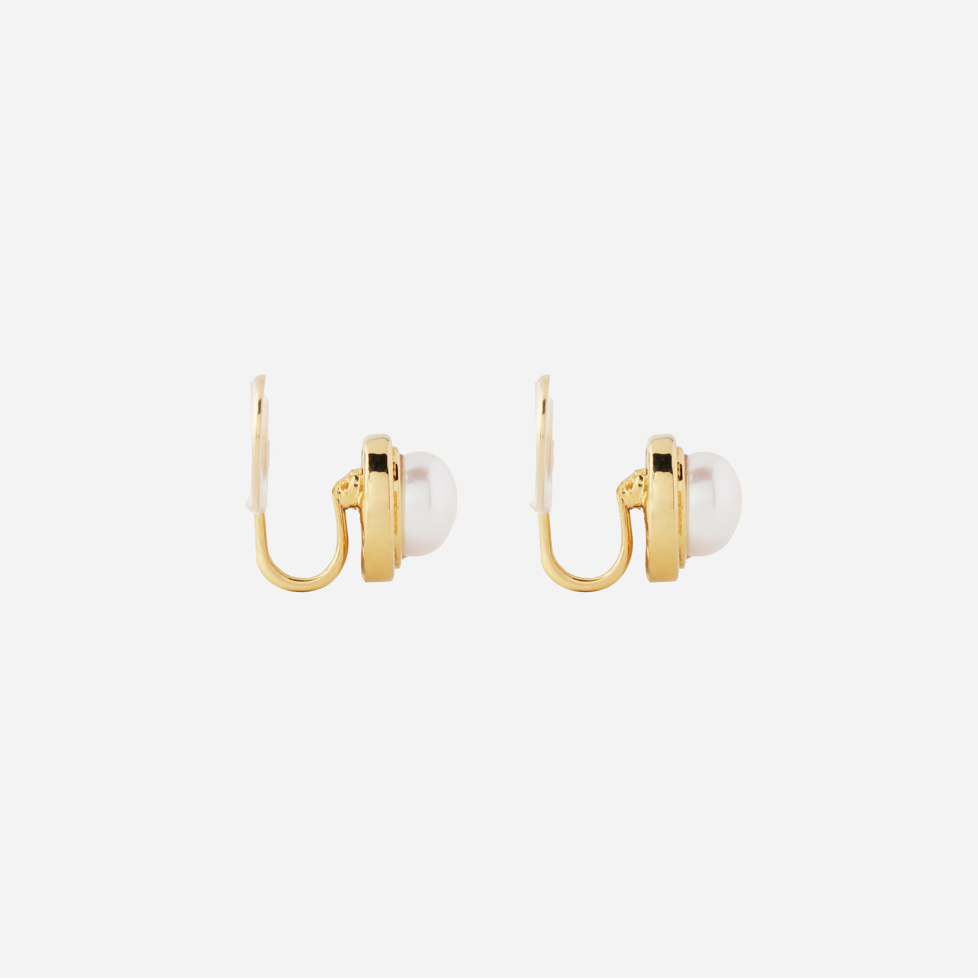 Round Button Pearl Clip-On Earrings - SOMIY