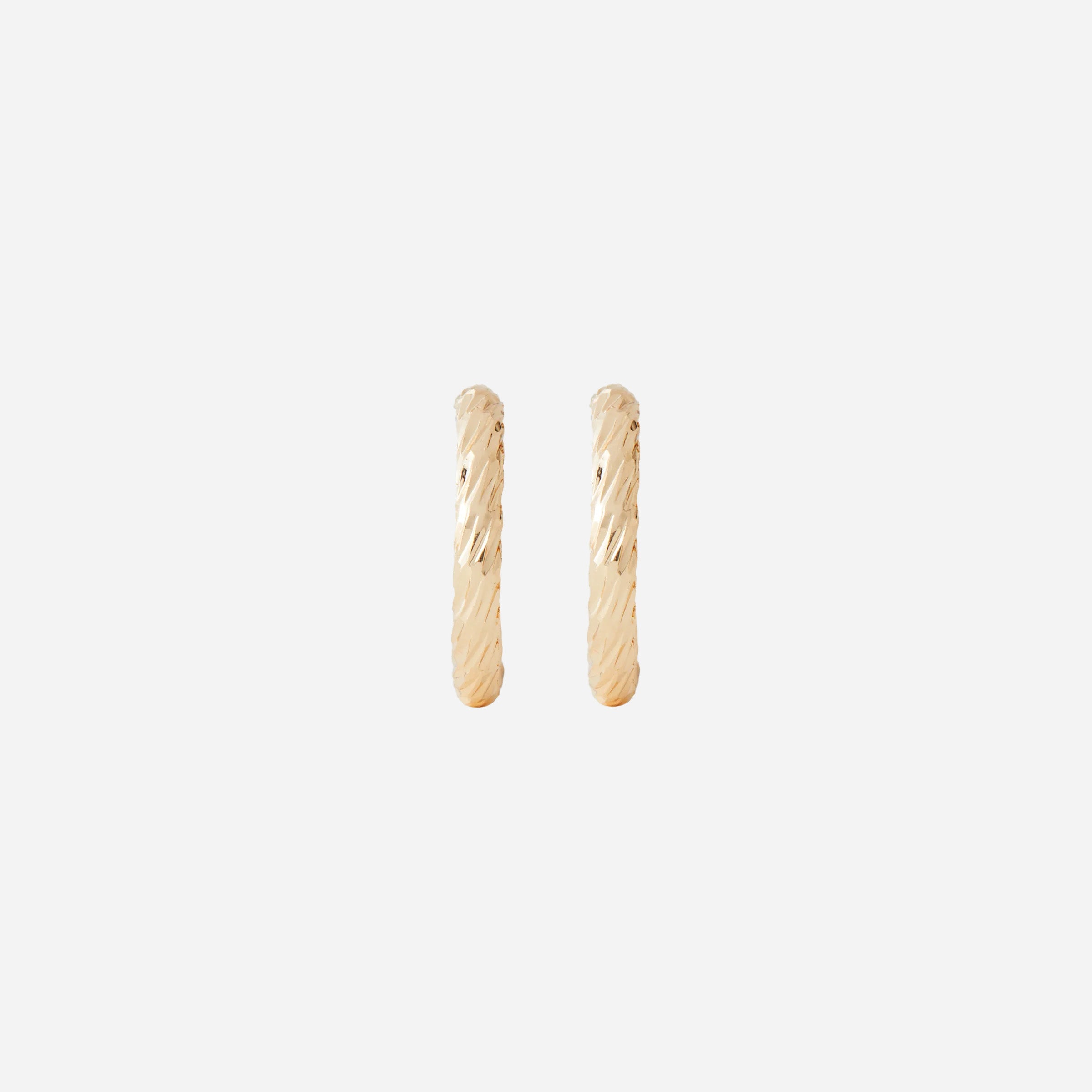 Brushed Twisted Hoop Clip-On Earrings - SOMIY
