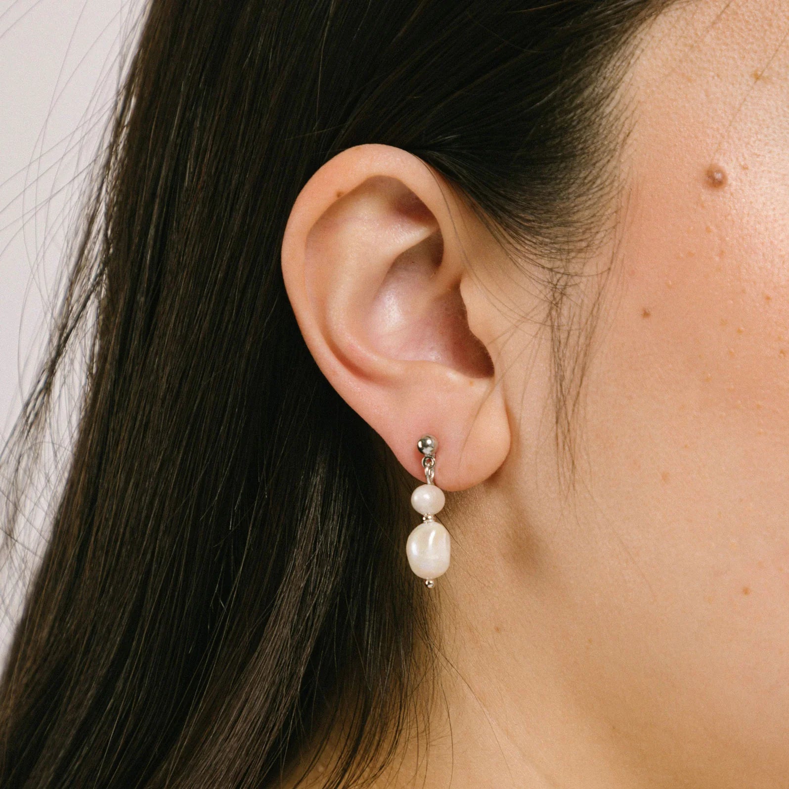 Double Pearl Clip-On Earrings - SOMIY