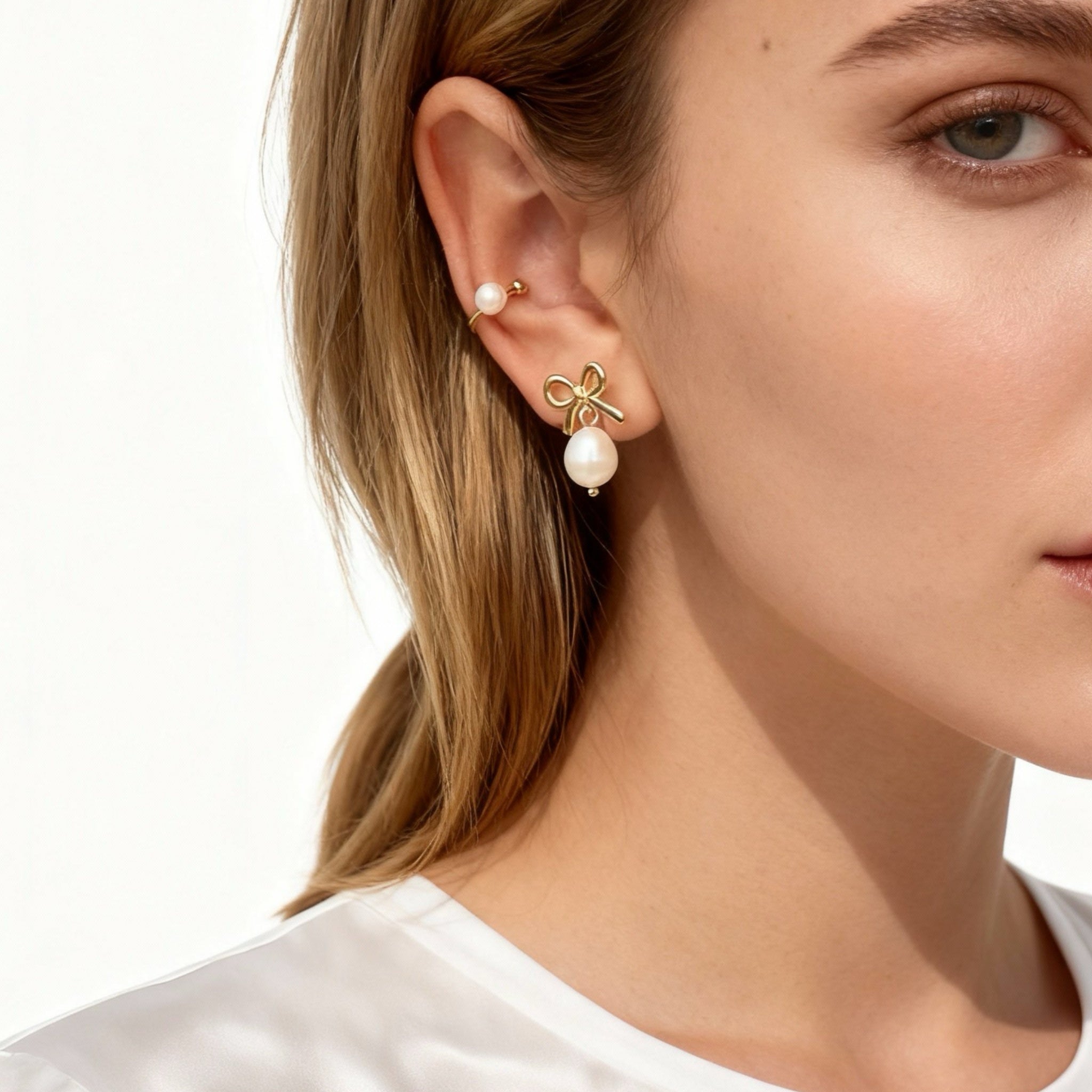 S925 Sterling Silver Micro-Set Zircon & Pearl Shell Ear Cuff