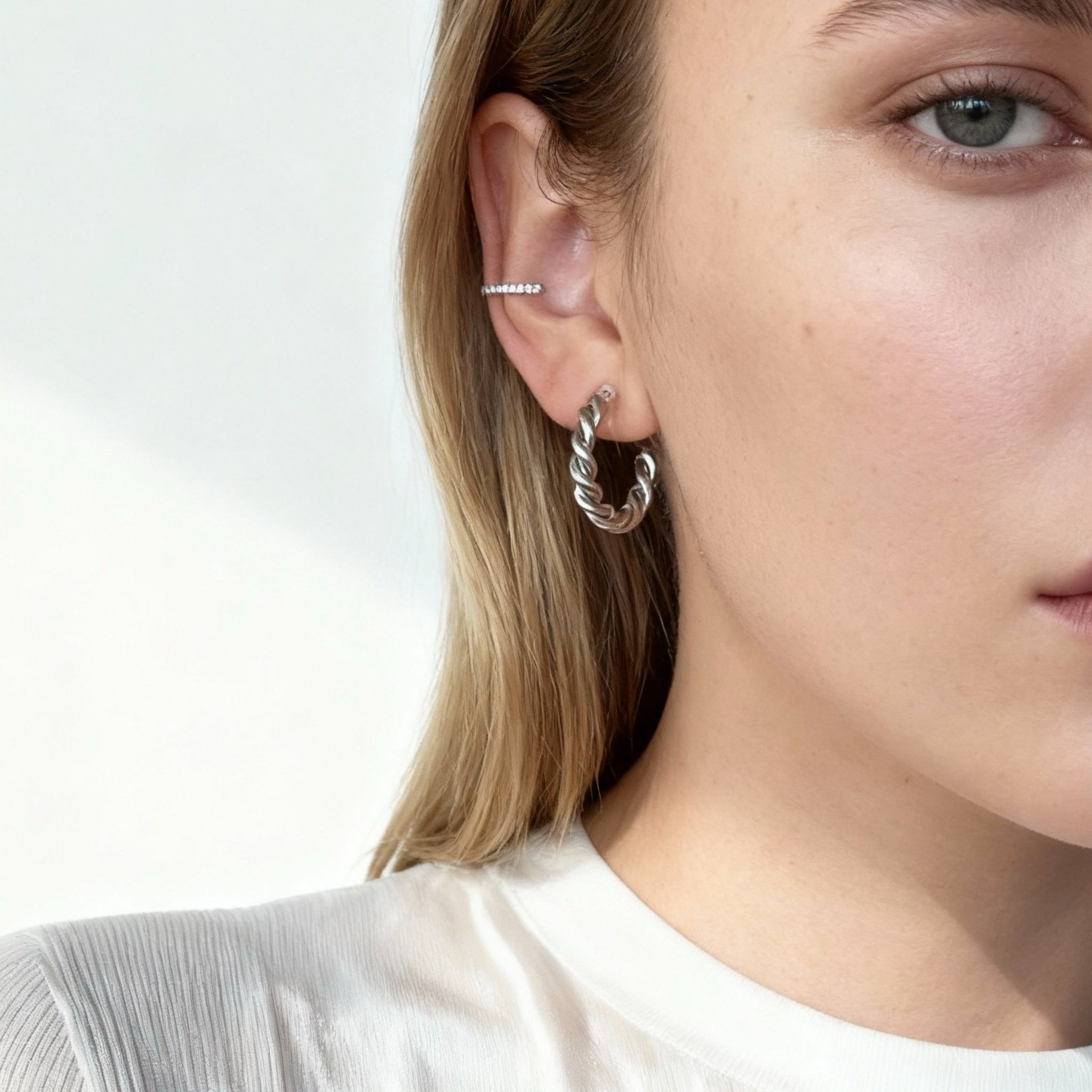 Delicate Diamond Band Ear Cuff