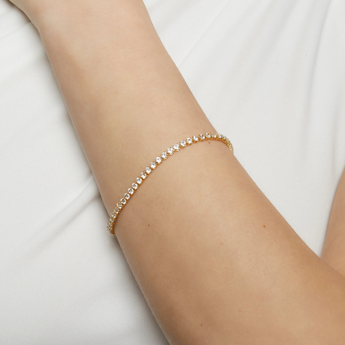 Eternity Diamond Line Bracelet - SOMIY