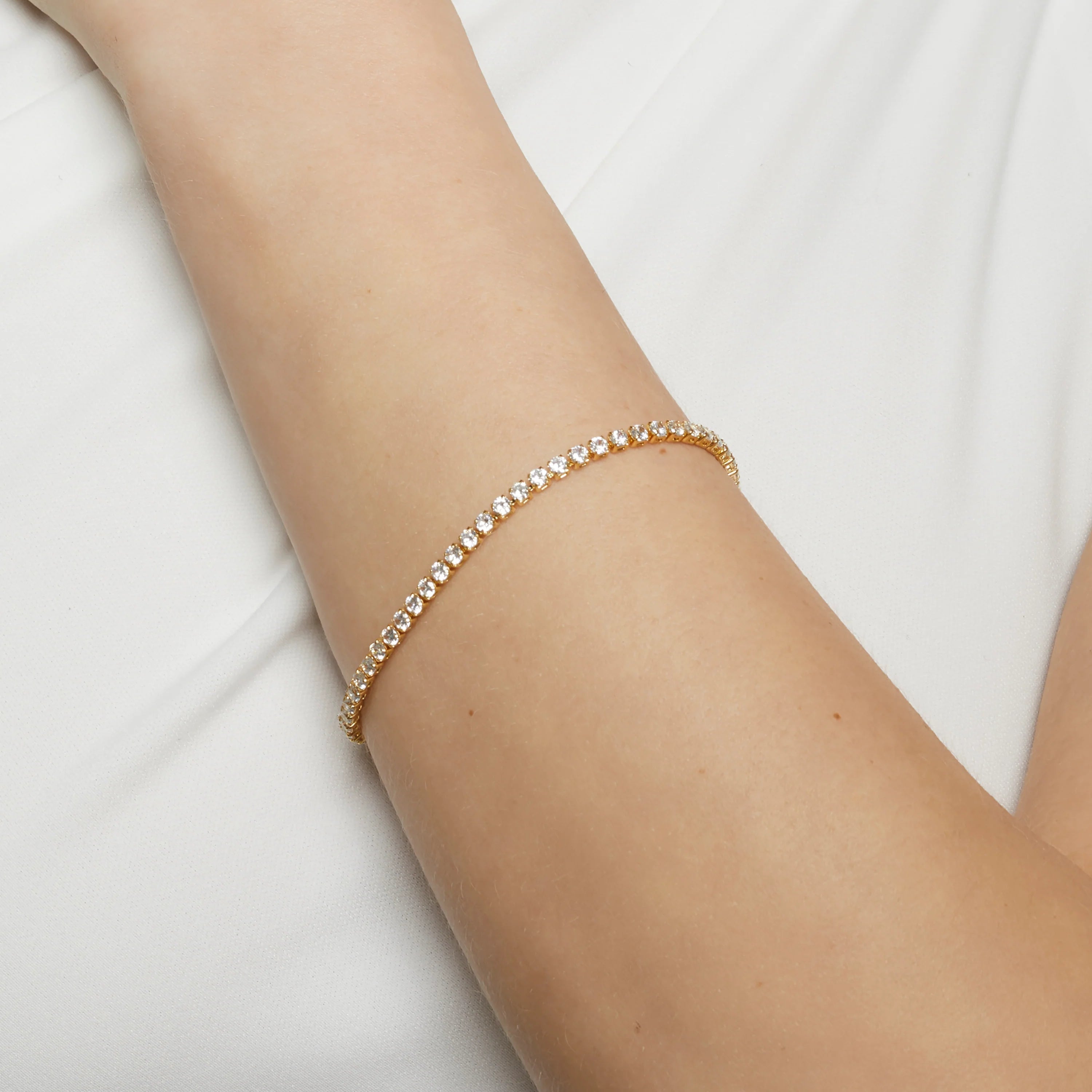 Eternity Diamond Line Bracelet - SOMIY