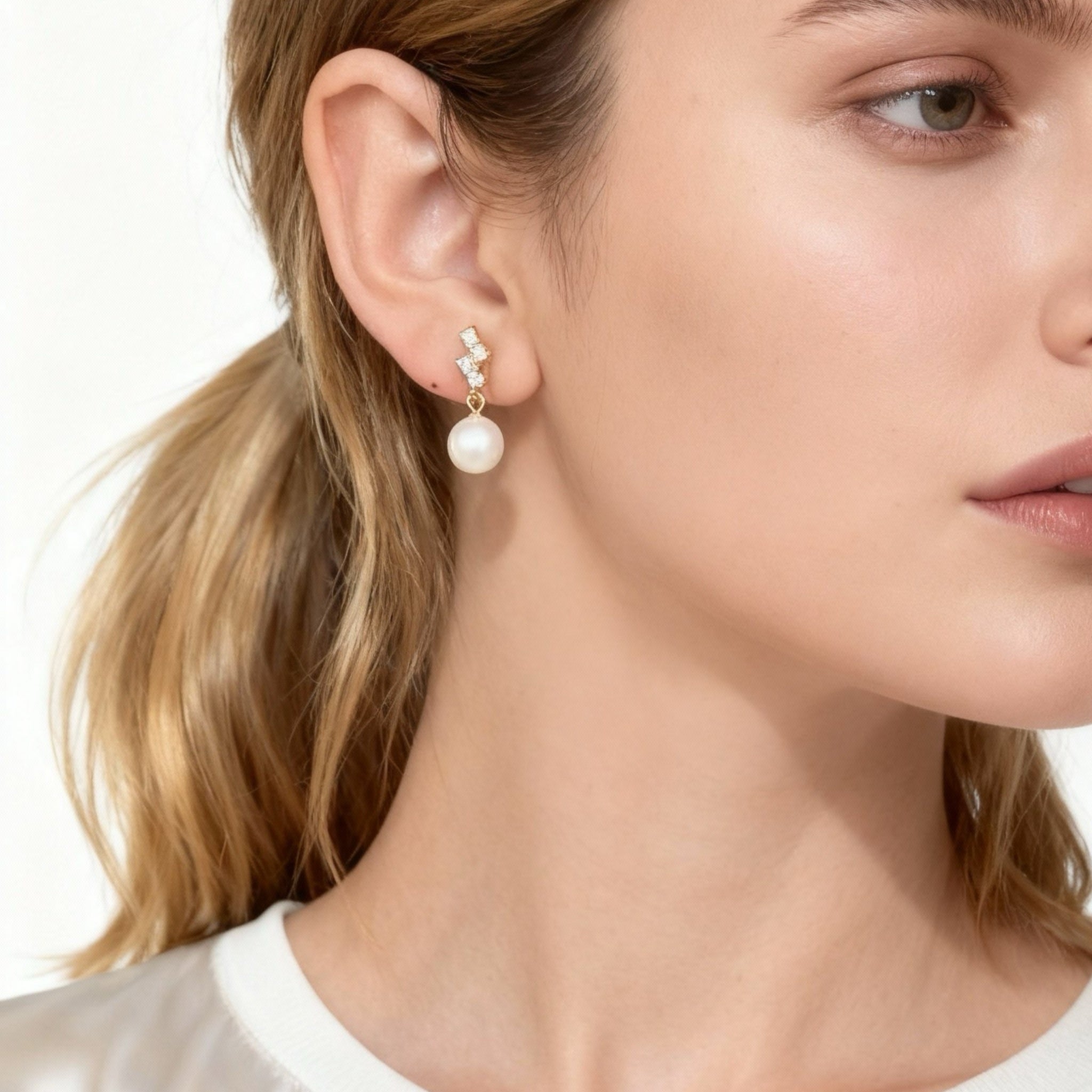 S925 Sterling Silve Pearl And Diamond Clip-On Chain Earrings