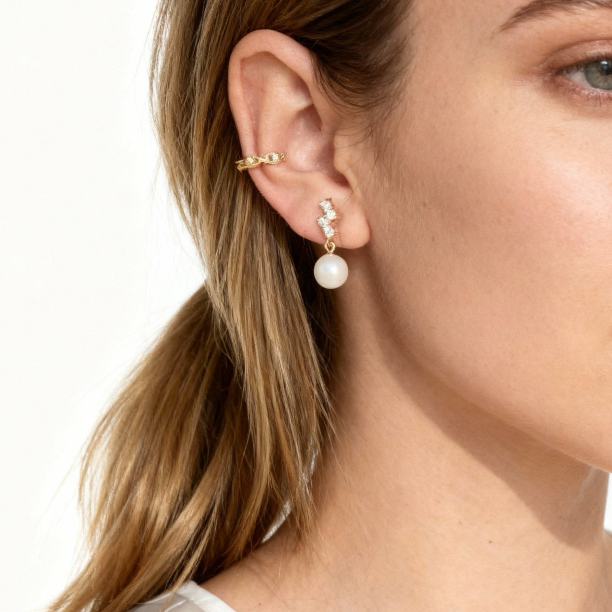 S925 Sterling Silve Pearl And Diamond Clip-On Chain Earrings