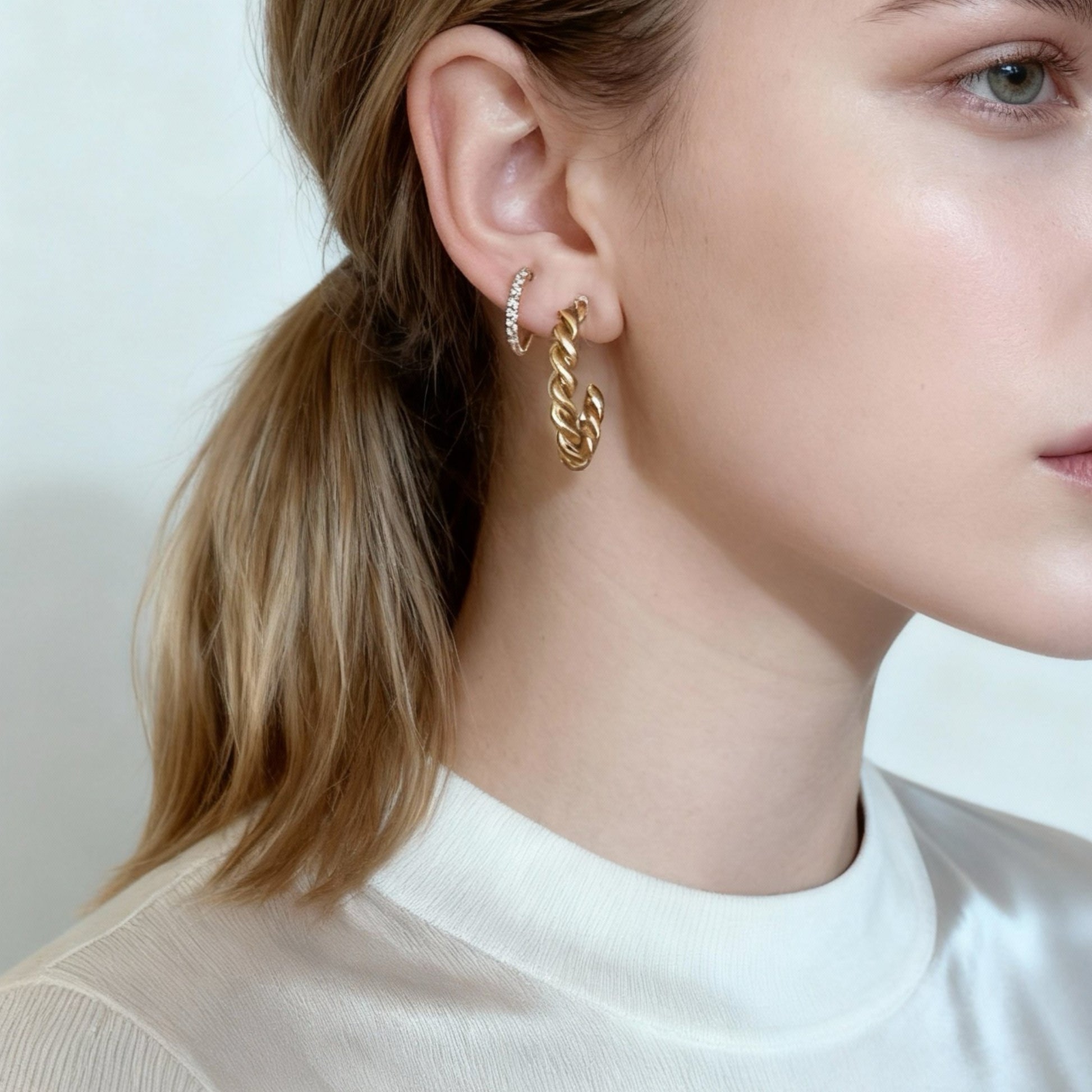 Pavé Hoop Clip-On Earrings for non-pierced ears – SOMIY