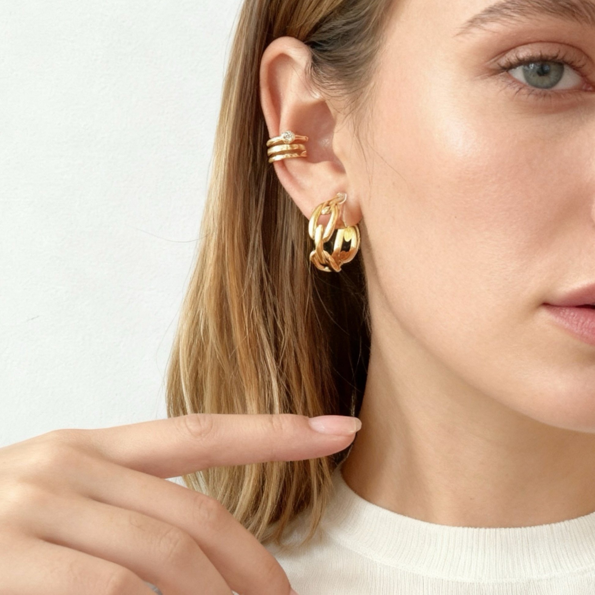 Round Chain Clip-on Hoop Earrings - Gold for non-pierced ears – SOMIY