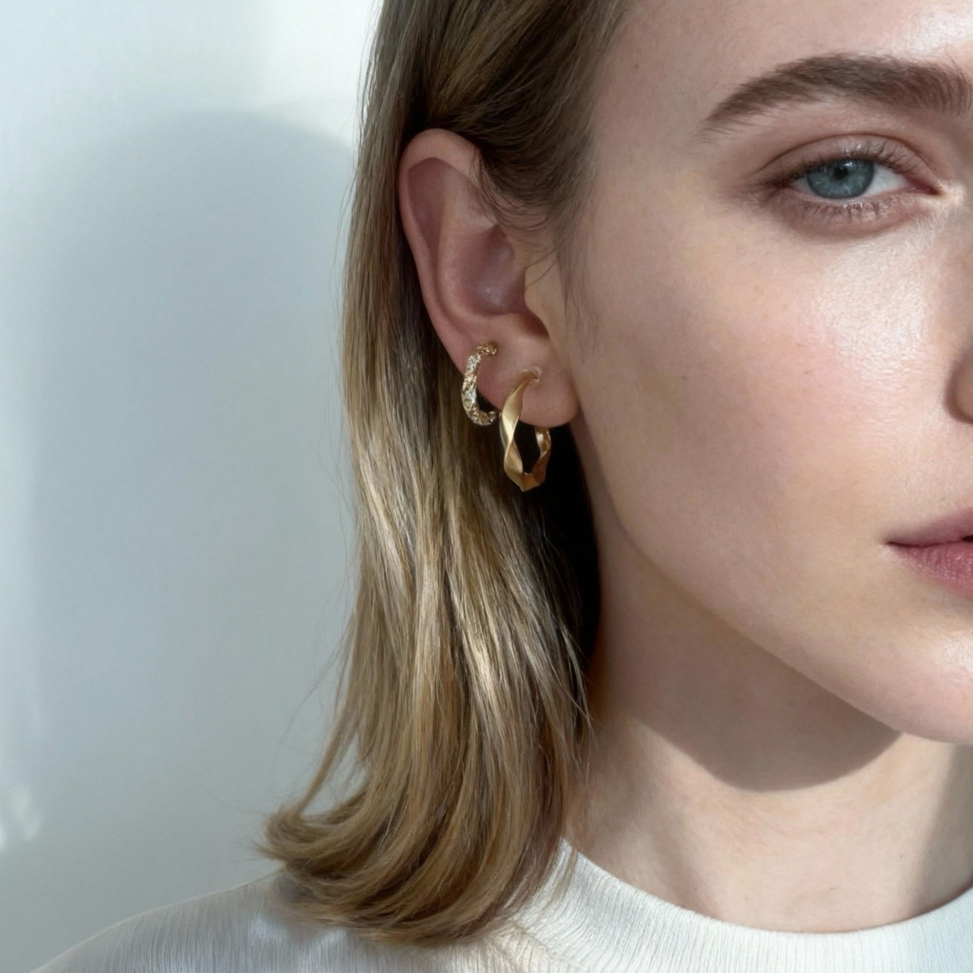 Mobius Drill Hoop Clip-On Earring for non-pierced ears – SOMIY