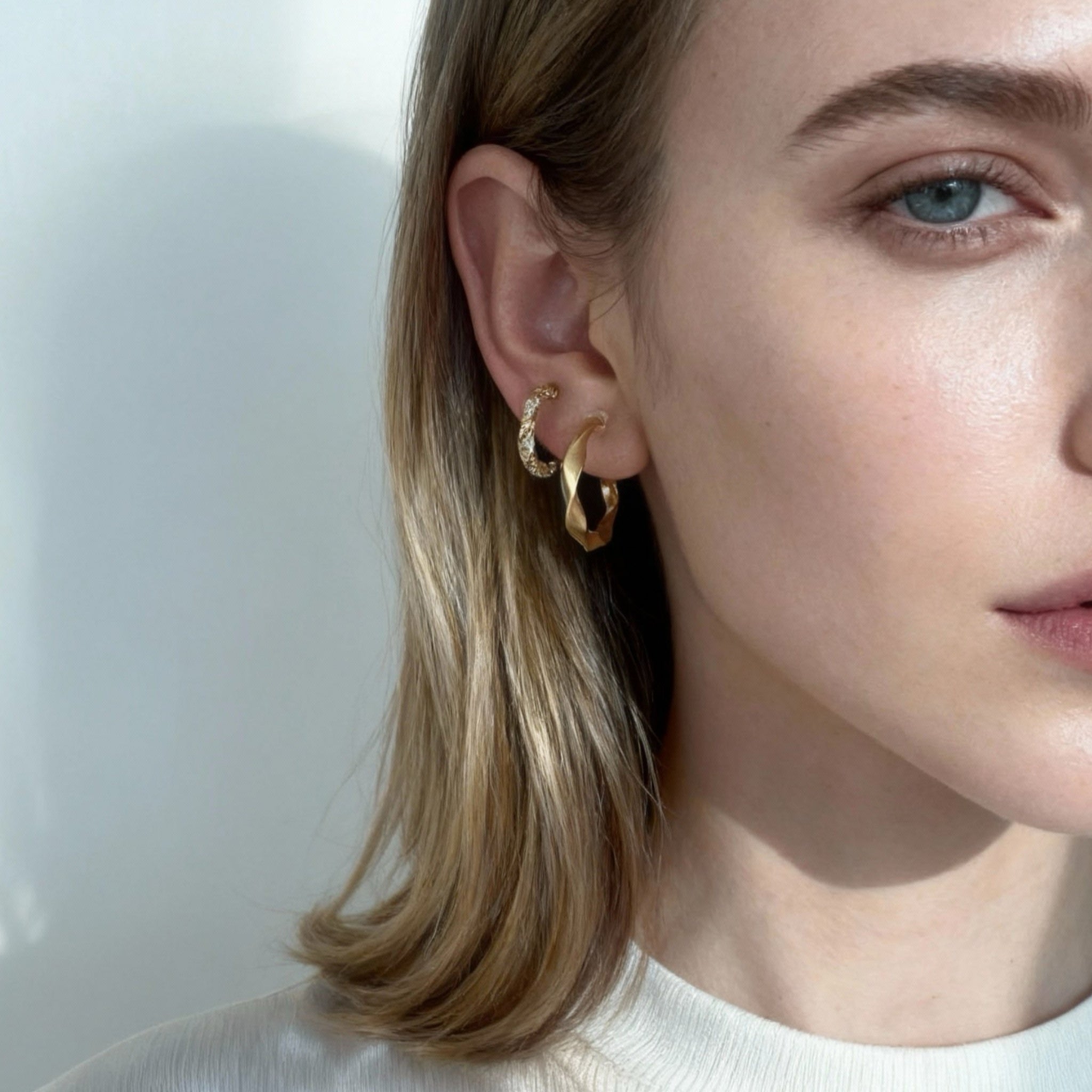 Mobius Drill Hoop Clip-On Earring for non-pierced ears – SOMIY