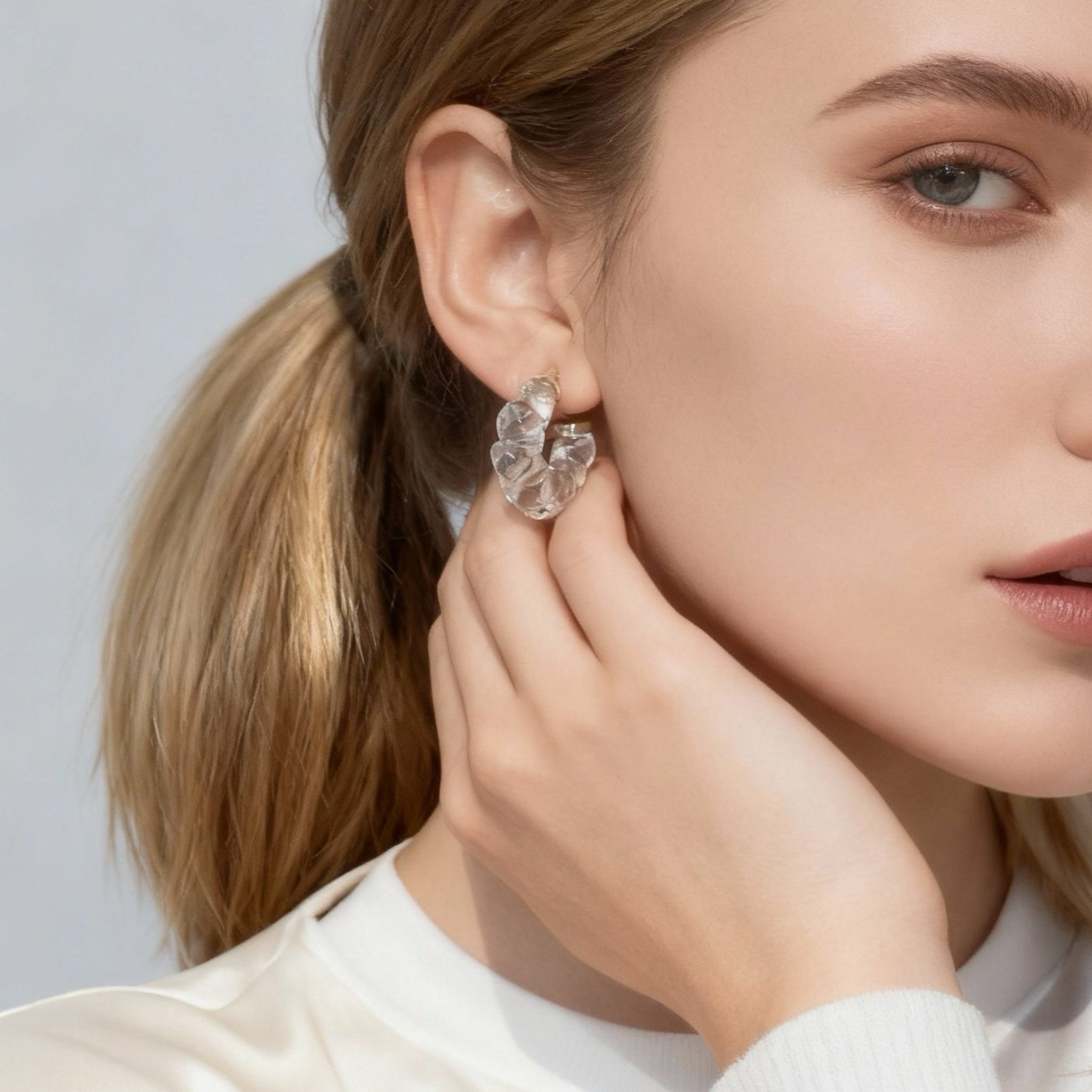 Clear Twisted Clip-On Hoop Earrings for non-pierced ears – SOMIY