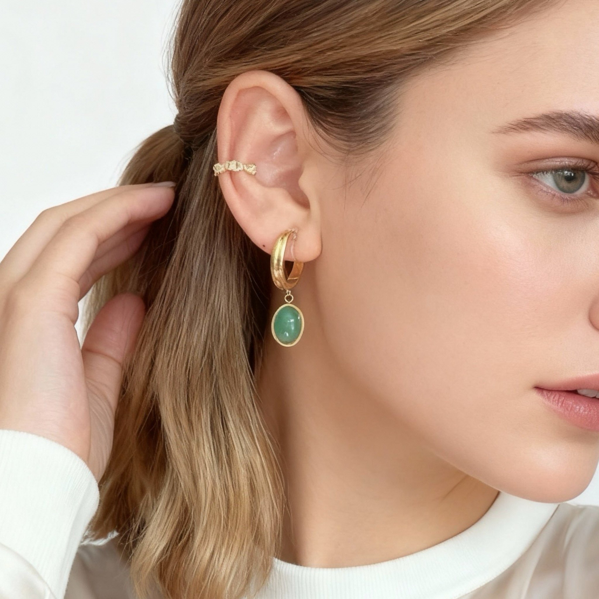 Pendientes de cadena clip-on esmeralda -oro