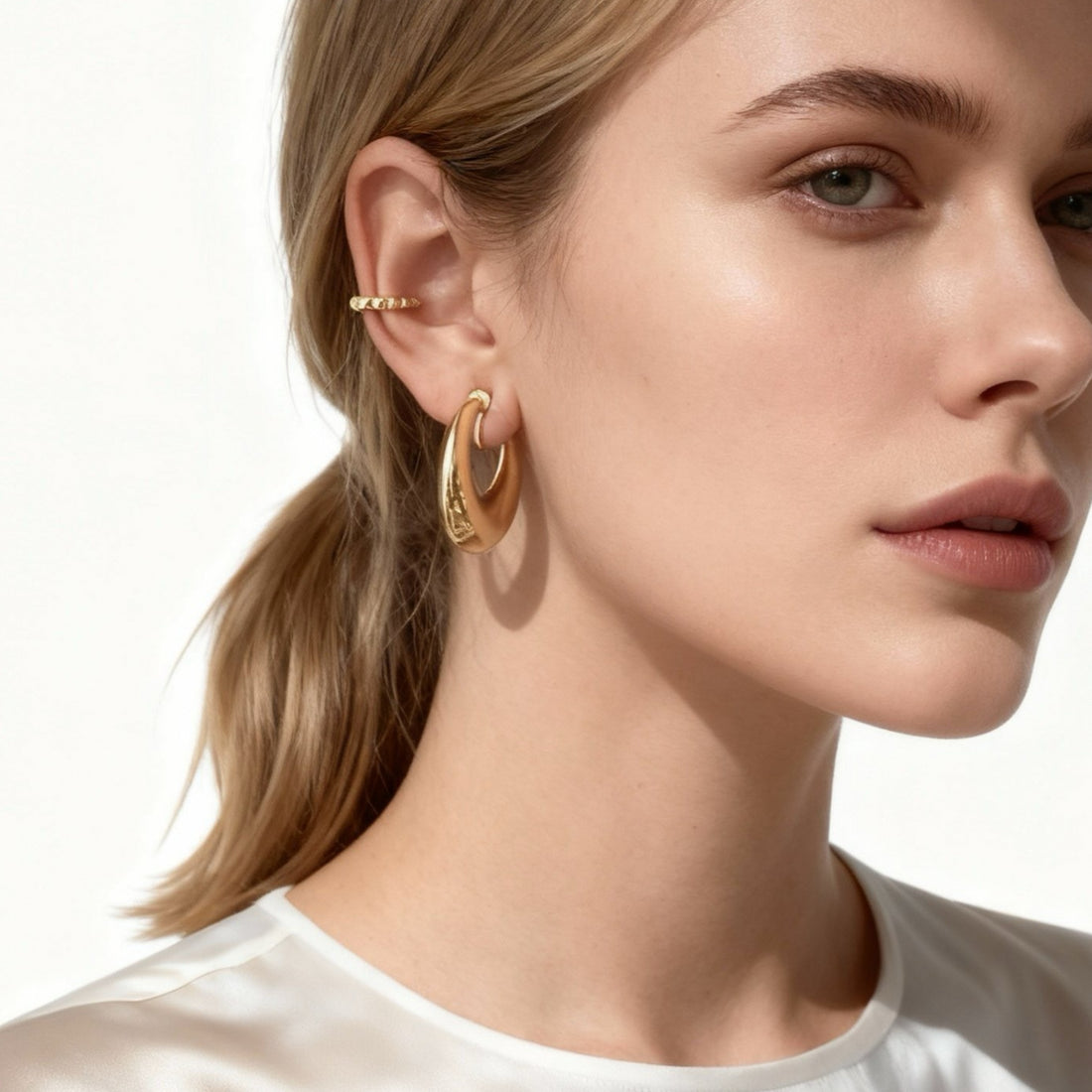 Silverhoop clip-on earrings by SOMIY – pain-free non-pierced jewelry for everyday wear
