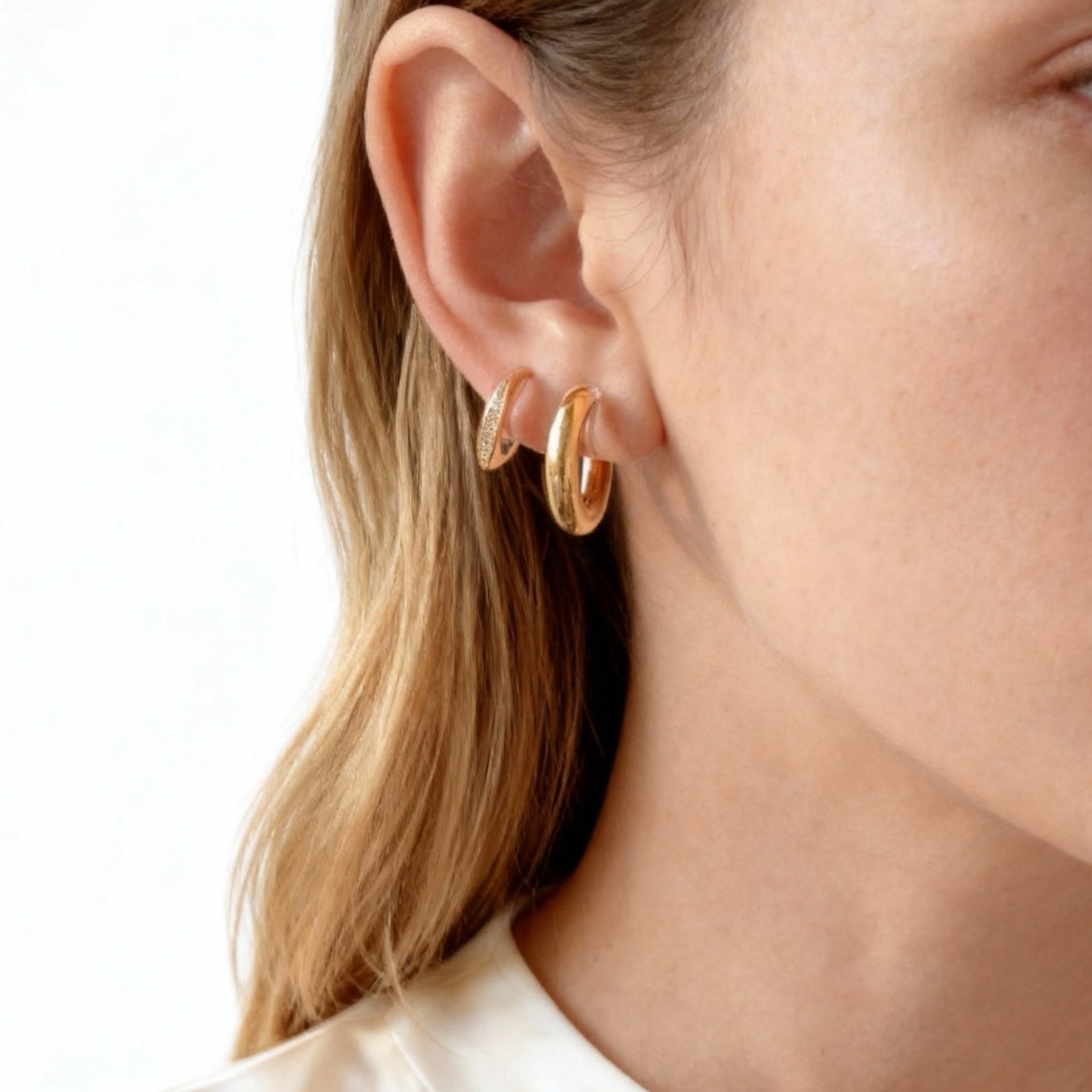 Pavé Huggie Clip-On Örhängen