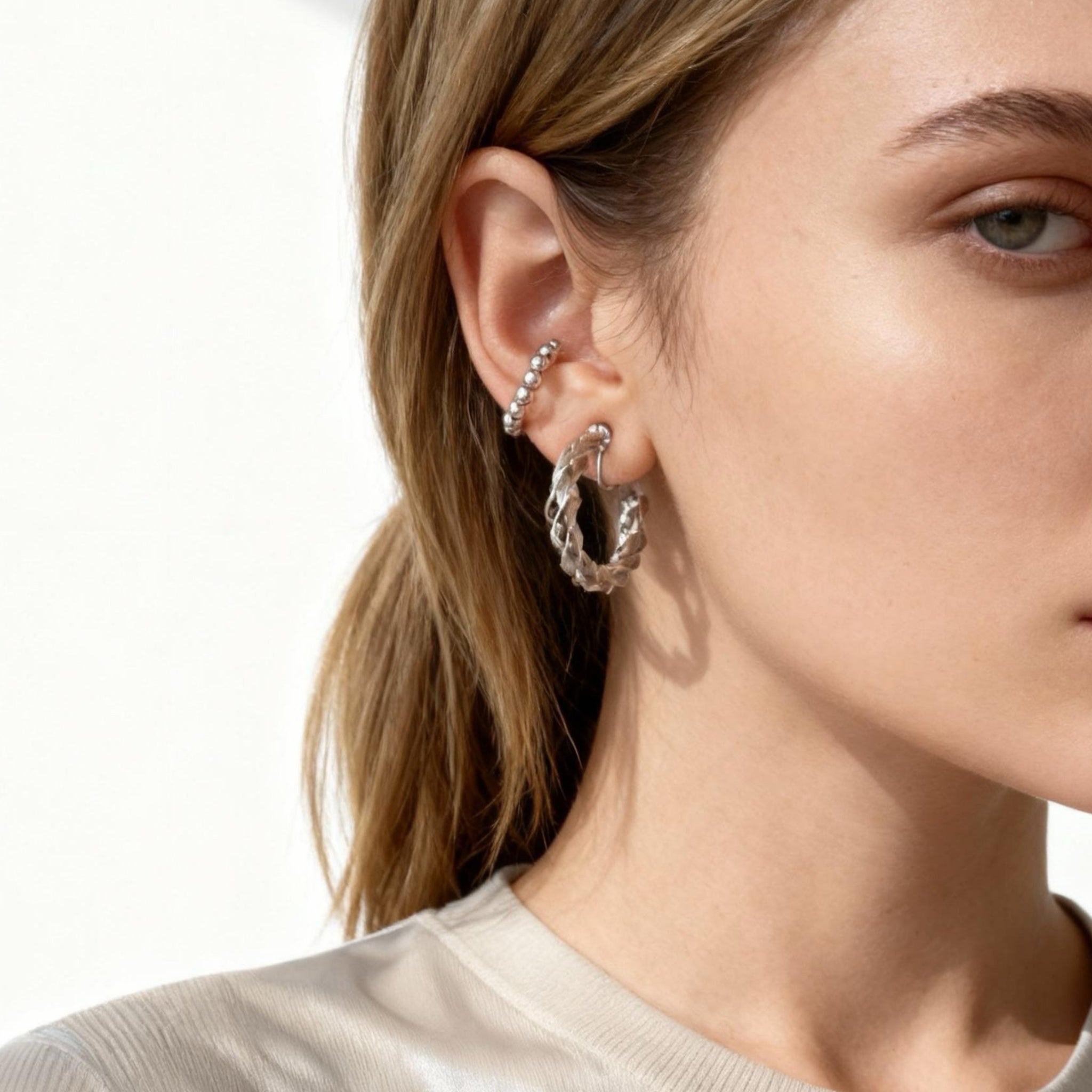 Möbius Strip Clip-On Hoop Earring for non-pierced ears – SOMIY