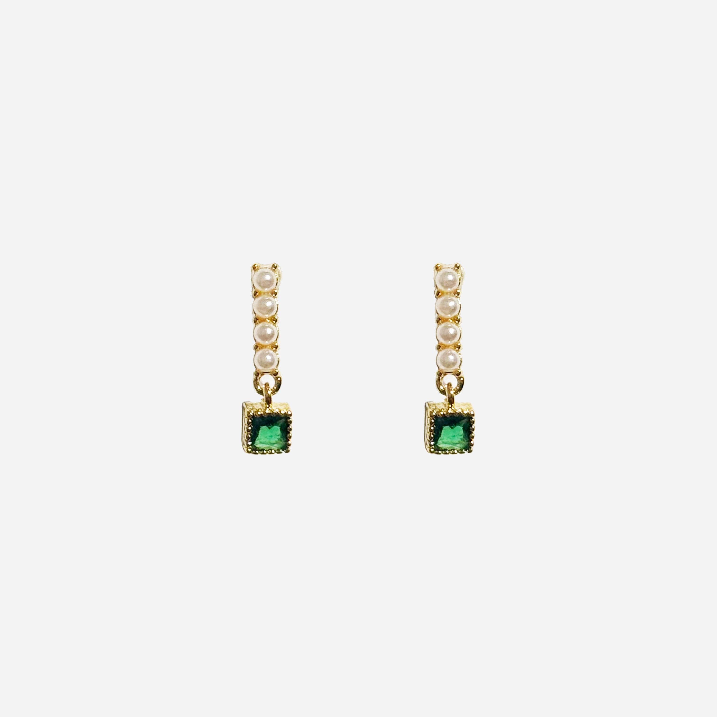 Gold Pearl Resin Crystaldangle clip-on earrings by SOMIY – pain-free non-pierced jewelry for everyday wear