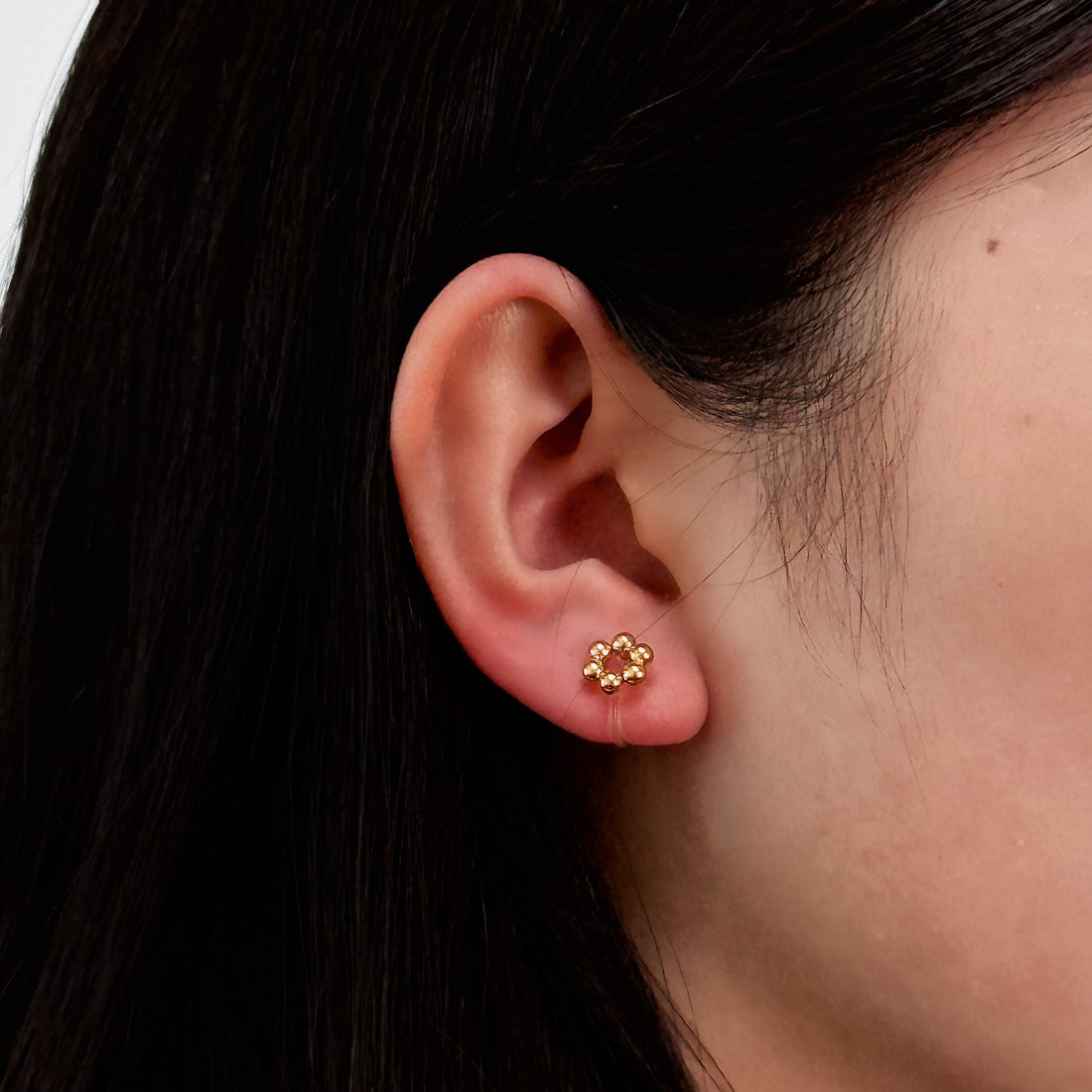 Petal Clip-On Earrings - SOMIY