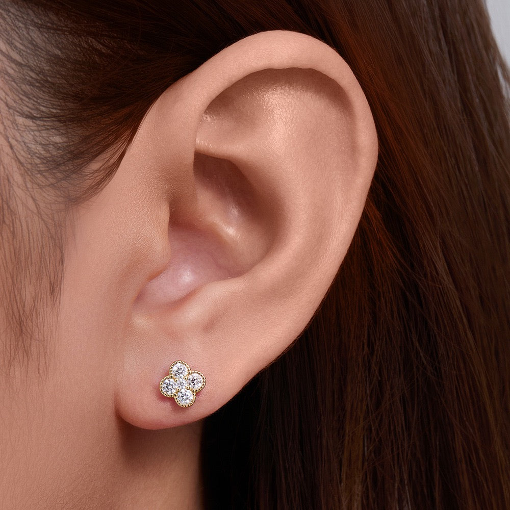 Four Leaf Clover Diamond Set (Clip-On Earrings&Necklace) - SOMIY