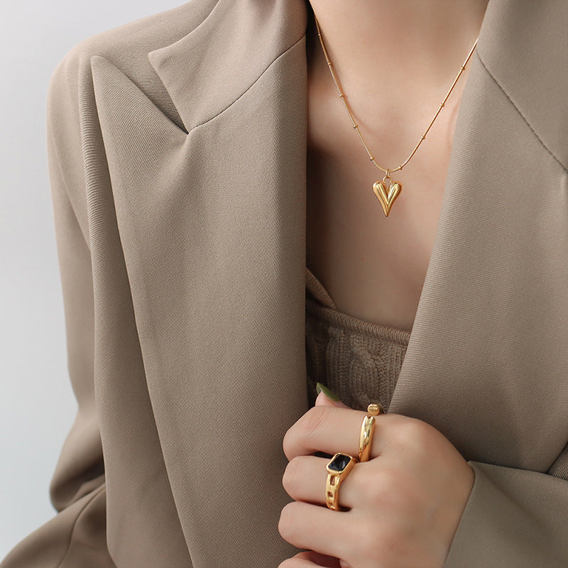 Puffigt 3D-hjärthalsband