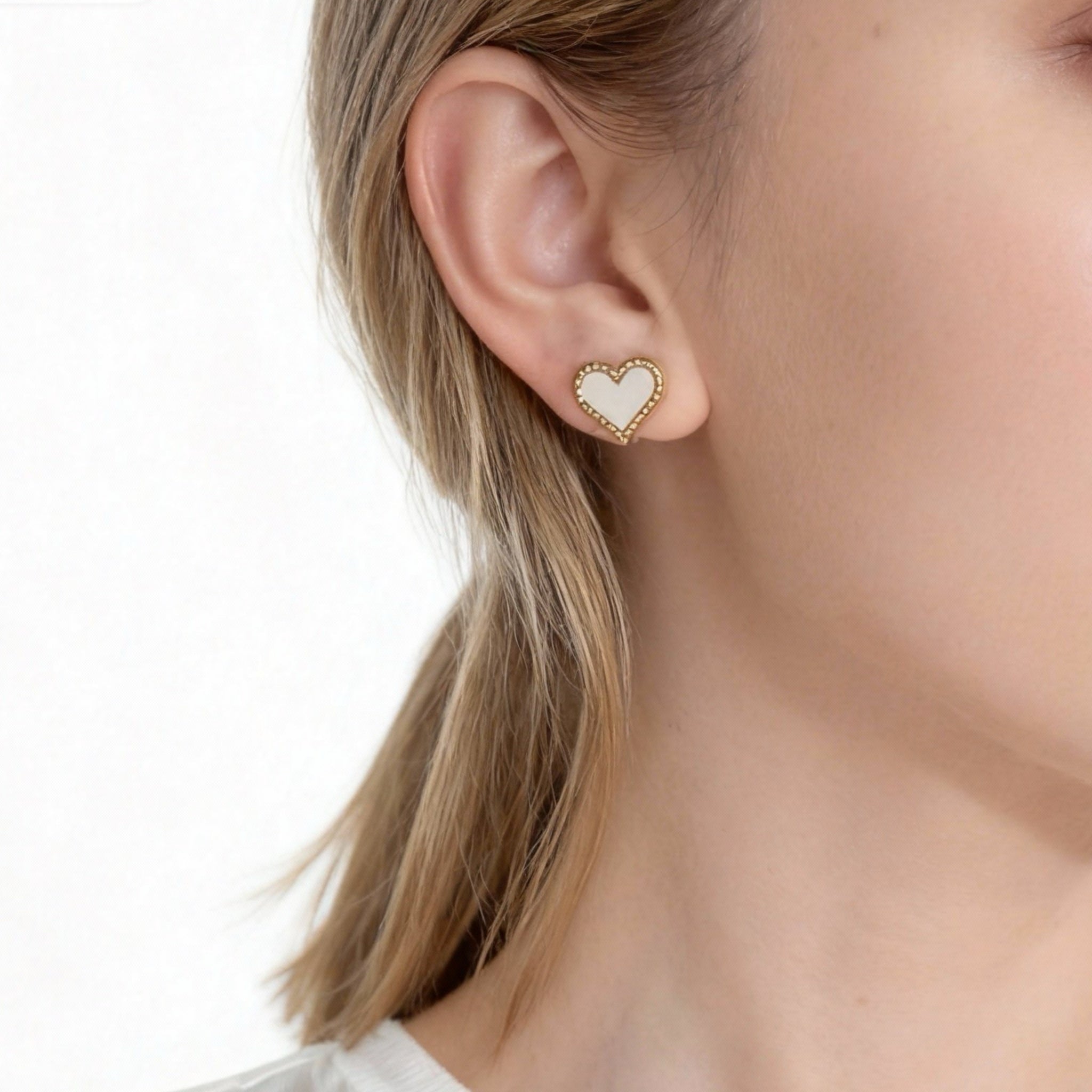 Heart-shaped shellfish Clip-On Stud Earrings for non-pierced ears – SOMIY