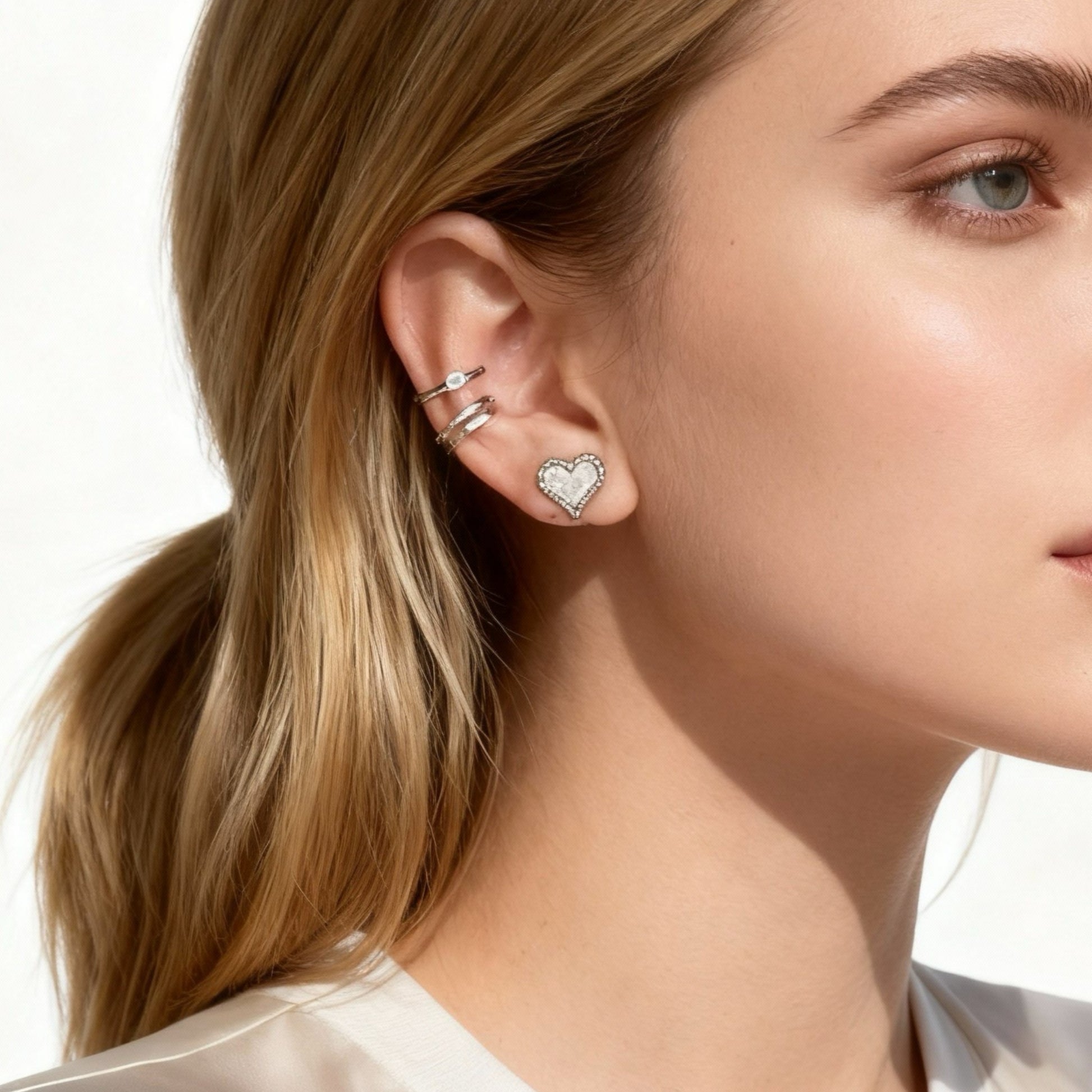 Heart-shaped shellfish Clip-On Stud Earrings for non-pierced ears – SOMIY