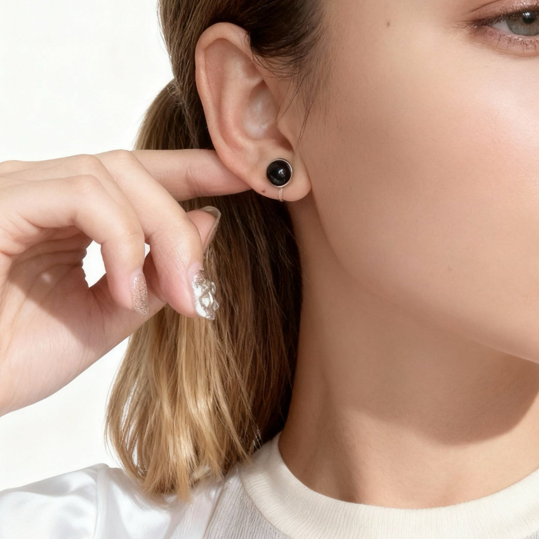 S925 Sterling Silver Black Onyx Clip-On Stud Earrings - Silver