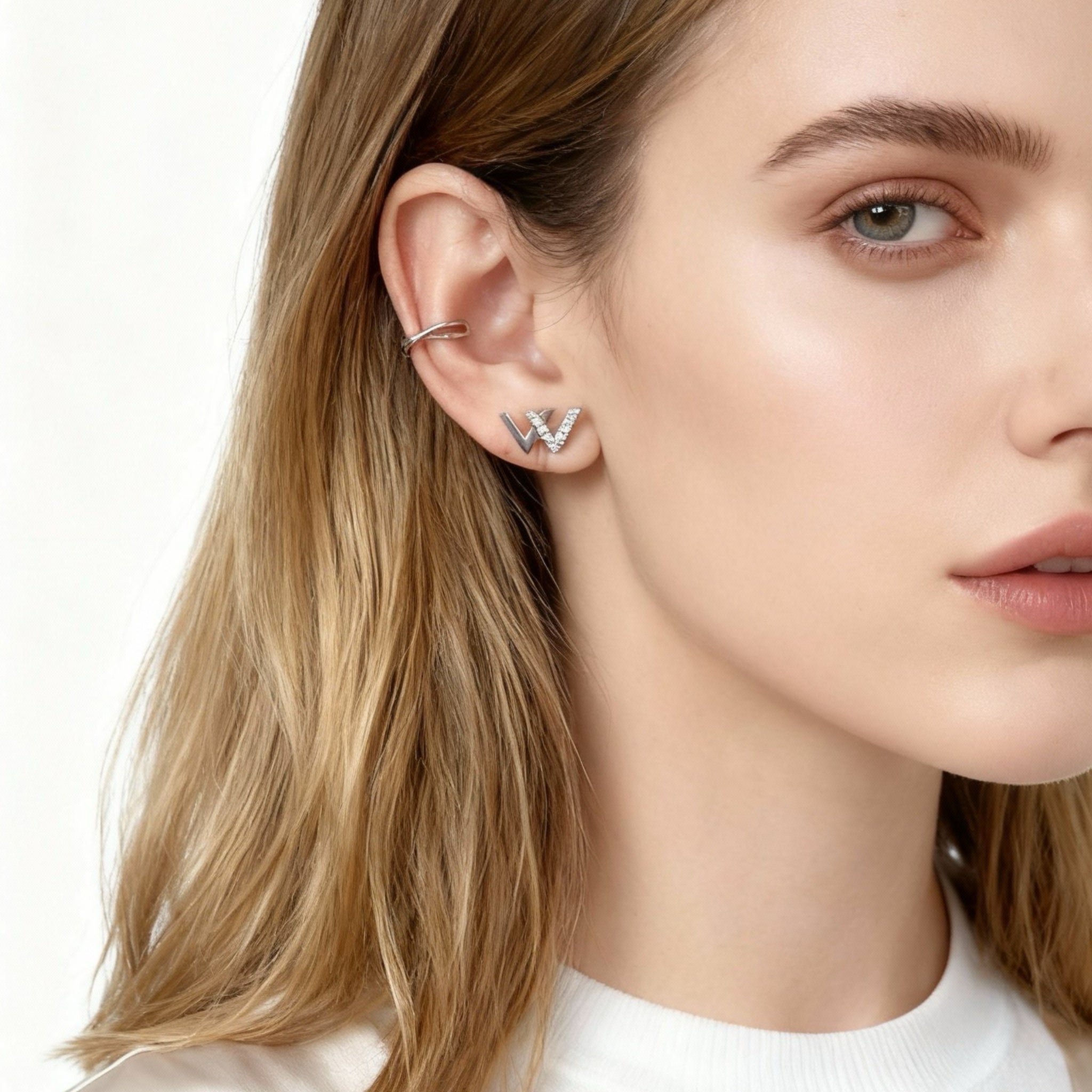 W-shaped Diamond Clip-On Stud Earrings