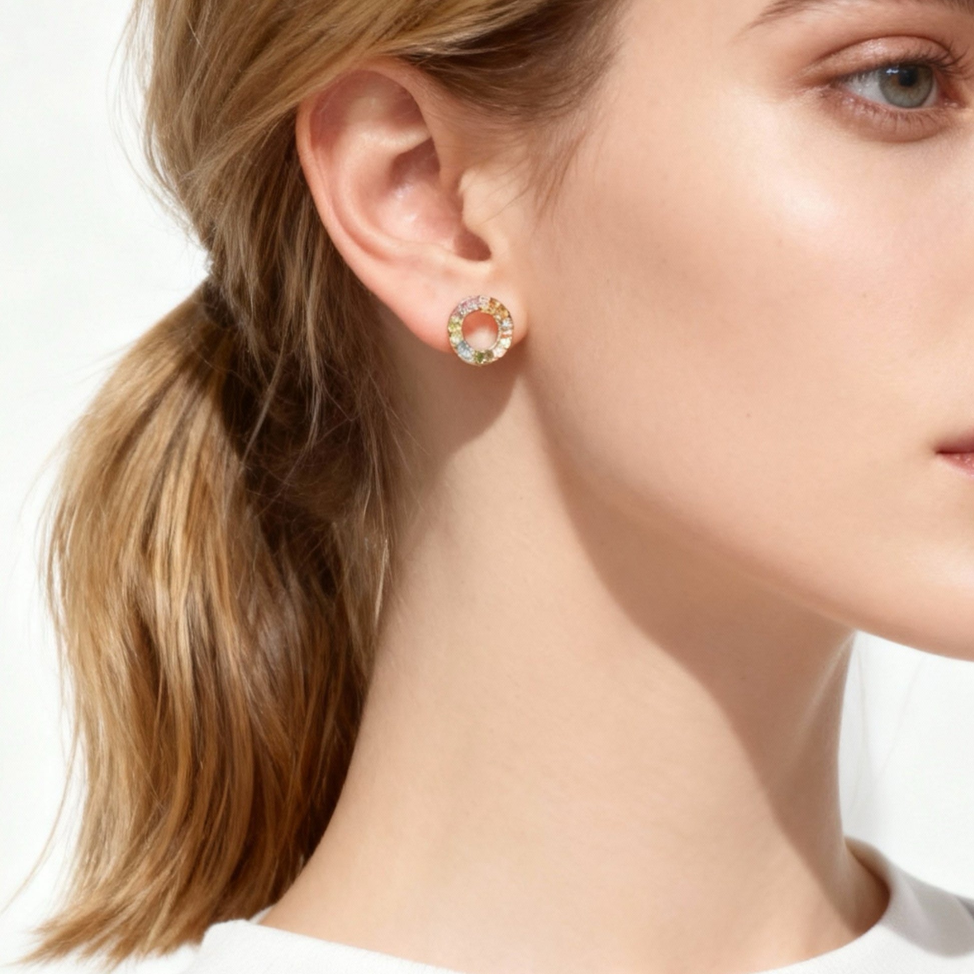 Colorful Round Diamonds Clip-On Stud Earrings - Gold for non-pierced ears – SOMIY