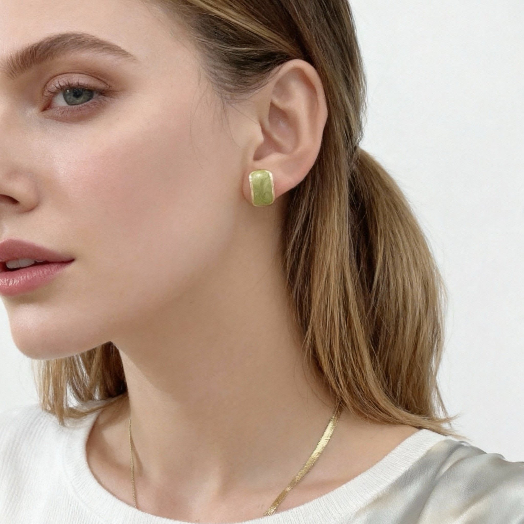 Greener oil drop Clip-On Stud Earrings - Gold for non-pierced ears – SOMIY