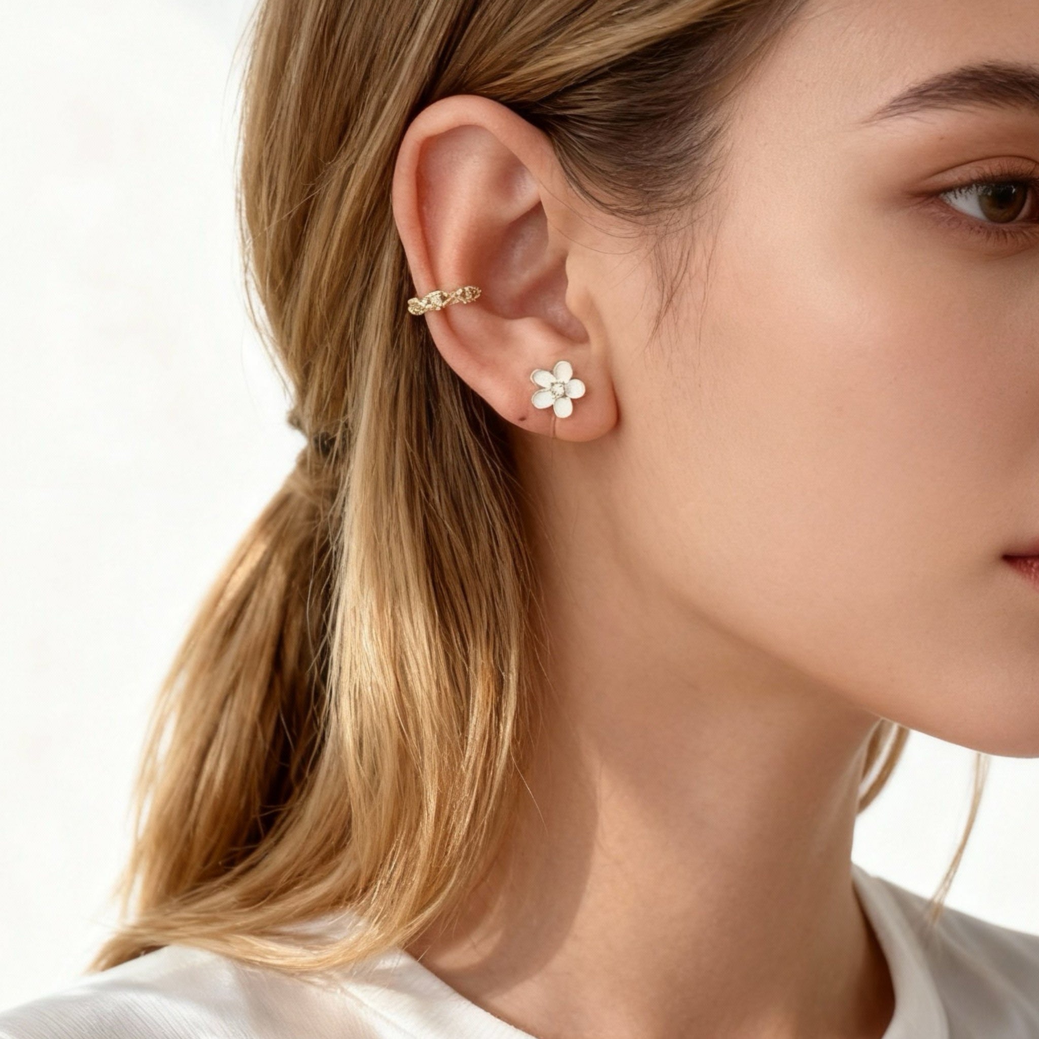 S925 Sterling Silver  Flower Pearl Clip-On Stud Earrings