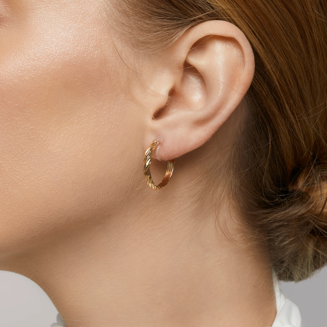 Brushed Twisted Hoop Clip-On Earrings - SOMIY