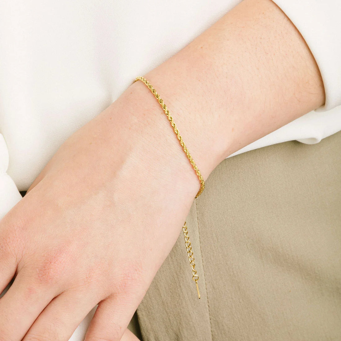 Goldadjustable ring by SOMIY – elegant minimalist jewelry for everyday wear