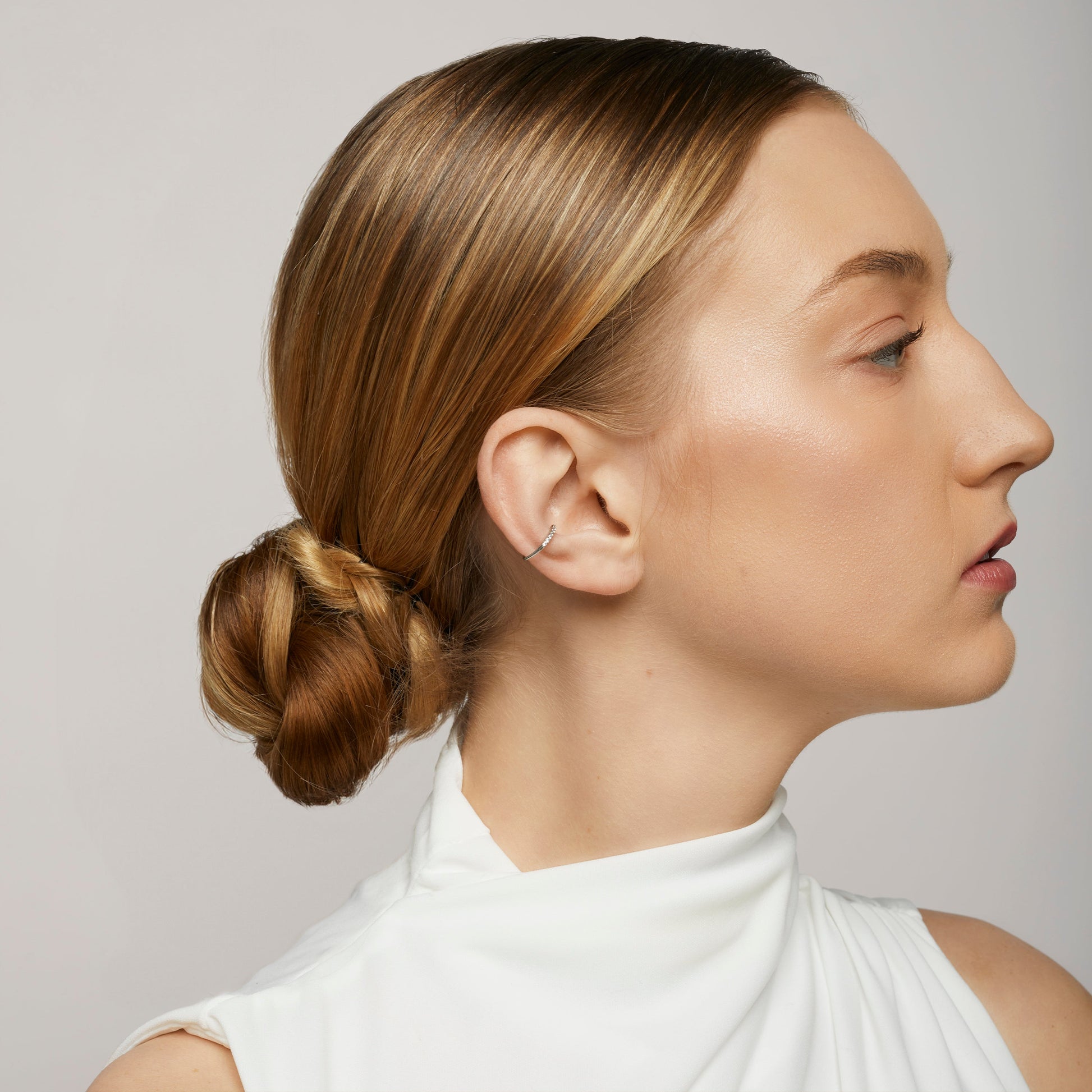 Delicate Diamond Band Ear Cuff - SOMIY