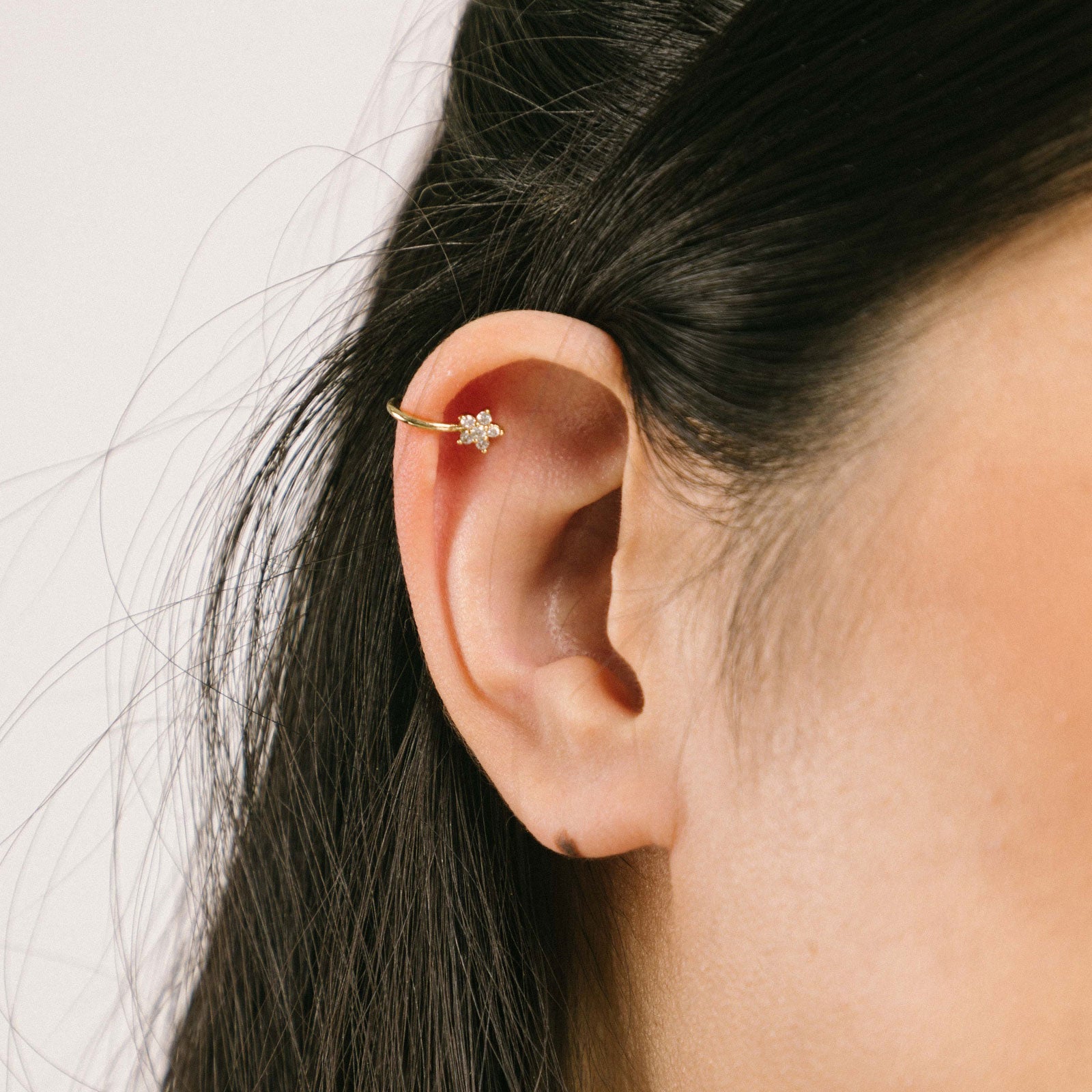 Star Diamond Ear Cuff - SOMIY
