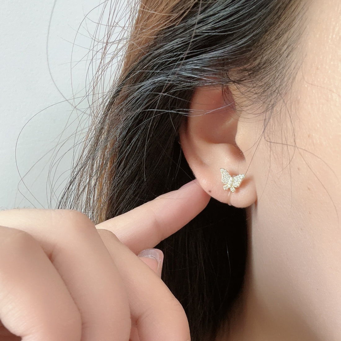 Diamond Butterfly Clip-On Stud Earrings - SOMIY